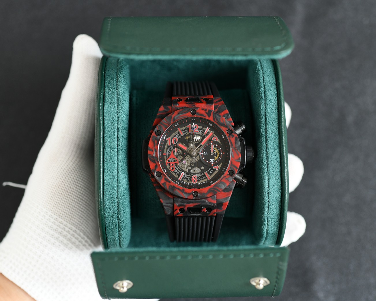 Hublot Hublot 高定典藏高定精密机械腕表 #40F770DD