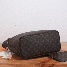 ‼️顶级原单、加强版‼️ NEVERFULL 中号手袋本款 Neverfull 中号手袋结合了经典设计与标志性细节。由柔 ‼️顶级原单、加强版‼️ NEVERFULL 中号手袋本款 Neverfull 中号手袋结合了经典设计与标志性细节。由柔