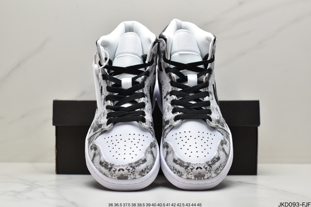 160 真标Air Jordan 1 Mid ”Obsidian”黑曜石 乔一中邦 554724
