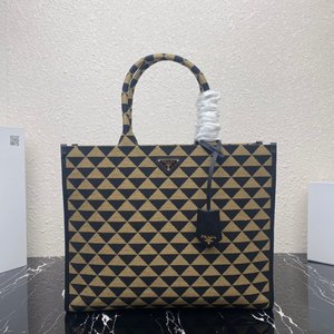 Buying Replica Prada Tote Bags Best Replica Quality Embroidery Fabric Saffiano Leather