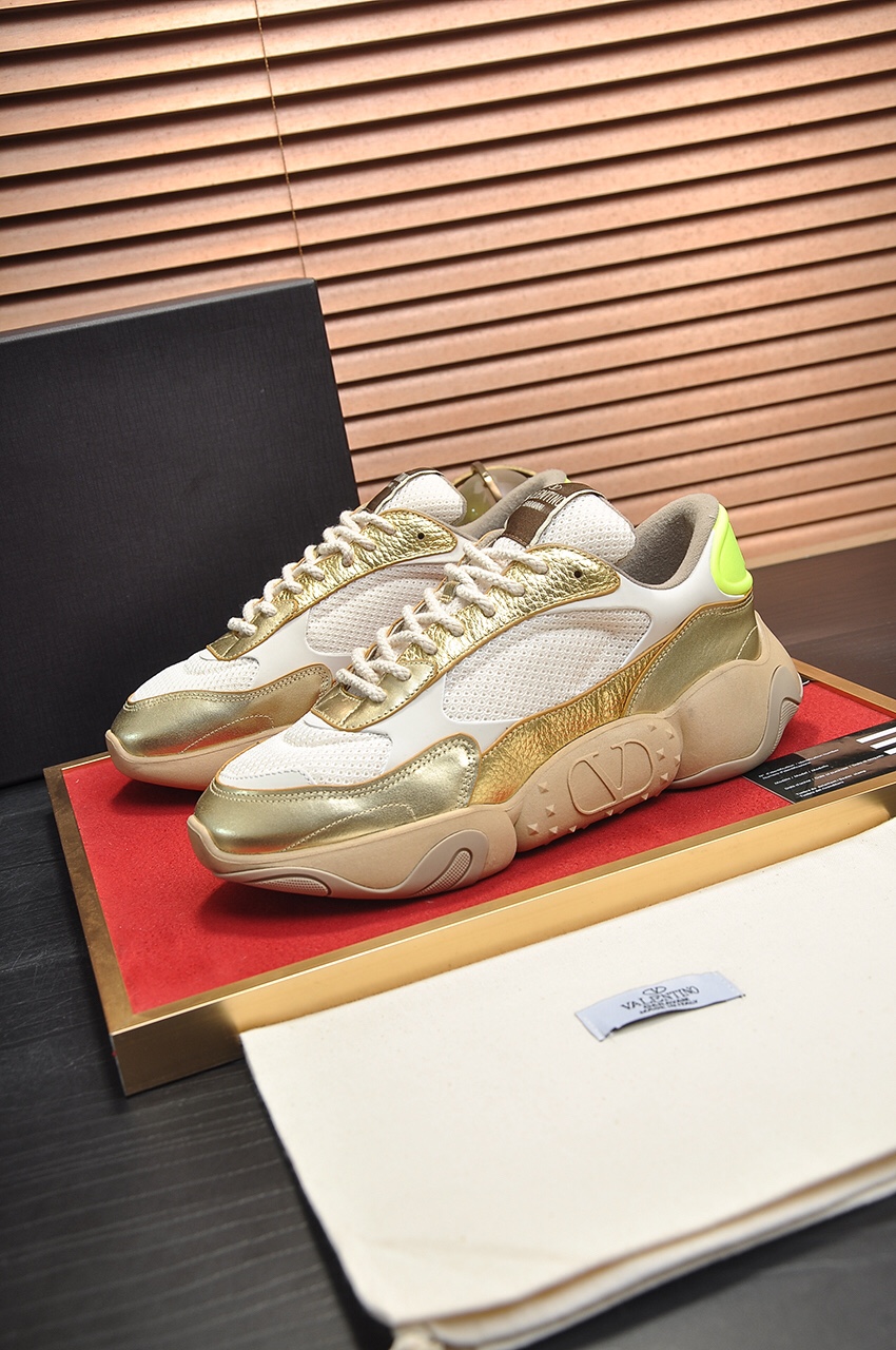 K5  华伦天奴原单 官网最 ，最新時尚休闲男鞋🔜鞋面選用进口上等原版头层牛皮拼接飞织，网布内里，上脚非常有型，个性时尚橡膠耐磨大底，实物拍摄🎬實物更好看，