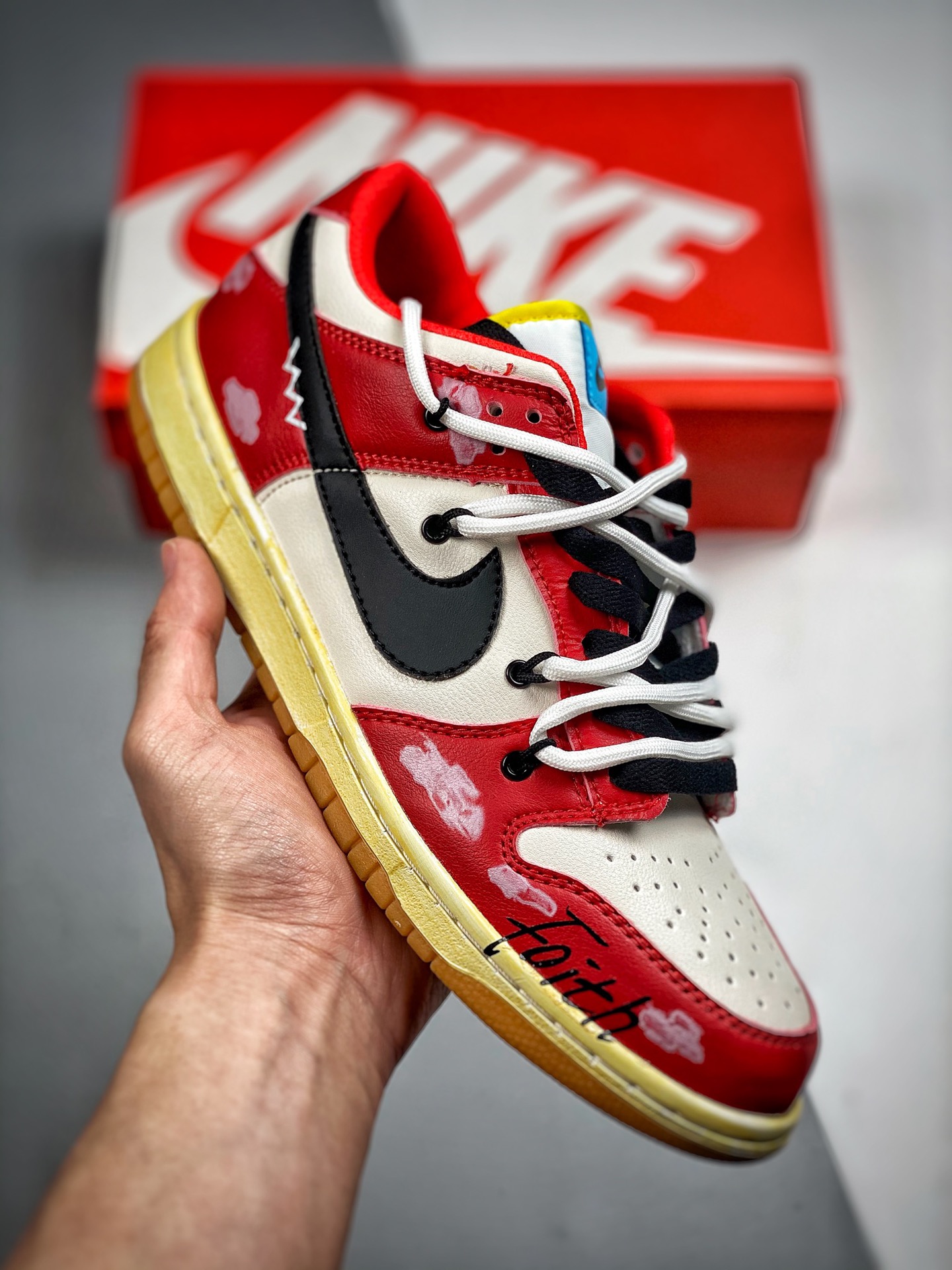 -2 Nk Dunk SB Low Grafiti de texto, producción original de fábrica, lanzamiento real, materiales de primera capa origin…