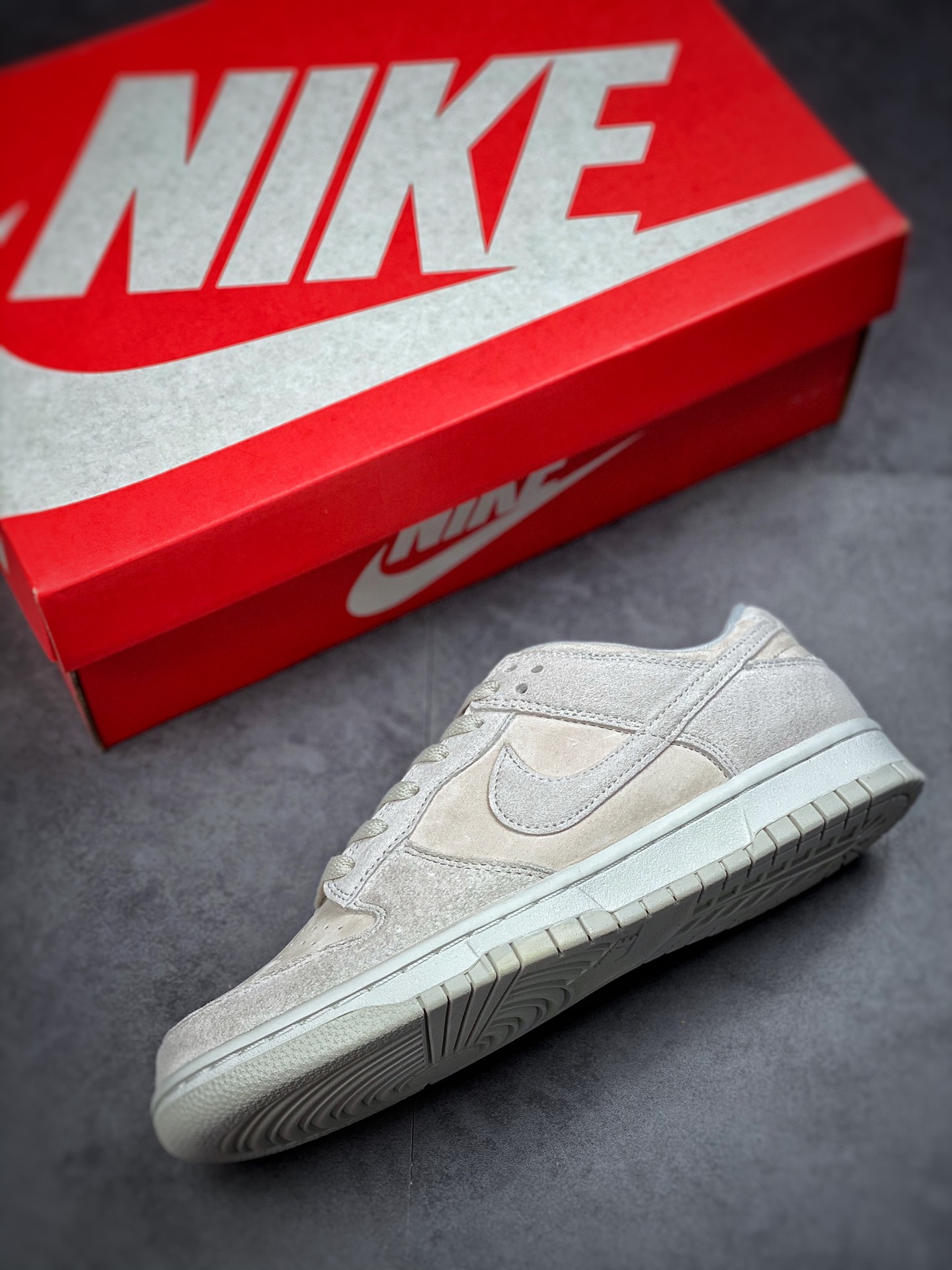 260 Nike Dunk Low PRM “Vast Grey” 复古奶灰色DD8338-001