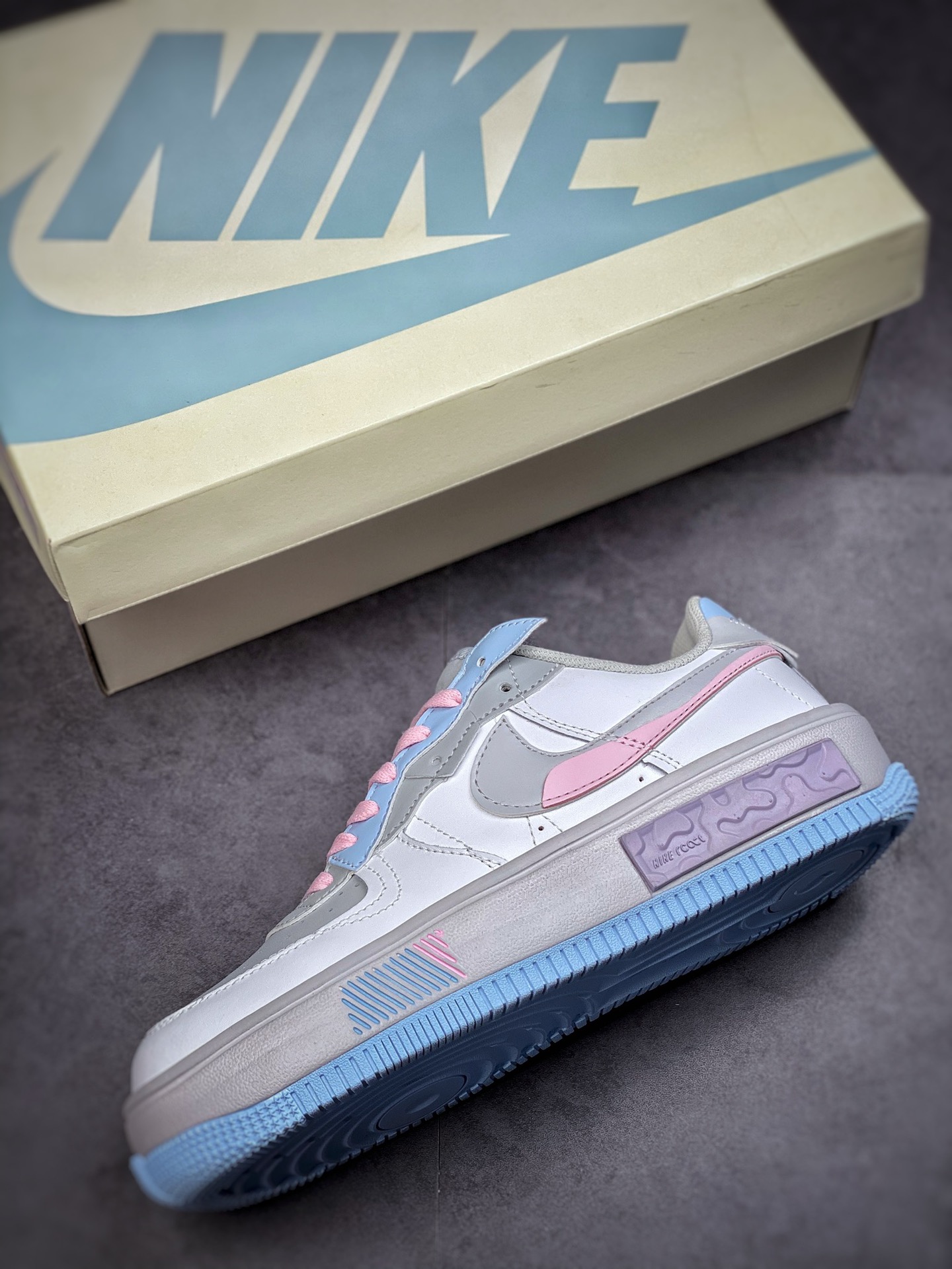 260 Nike Air Force 1 Fontanka “灰粉蓝紫” 空军丰塔卡系列 CW6688-605
