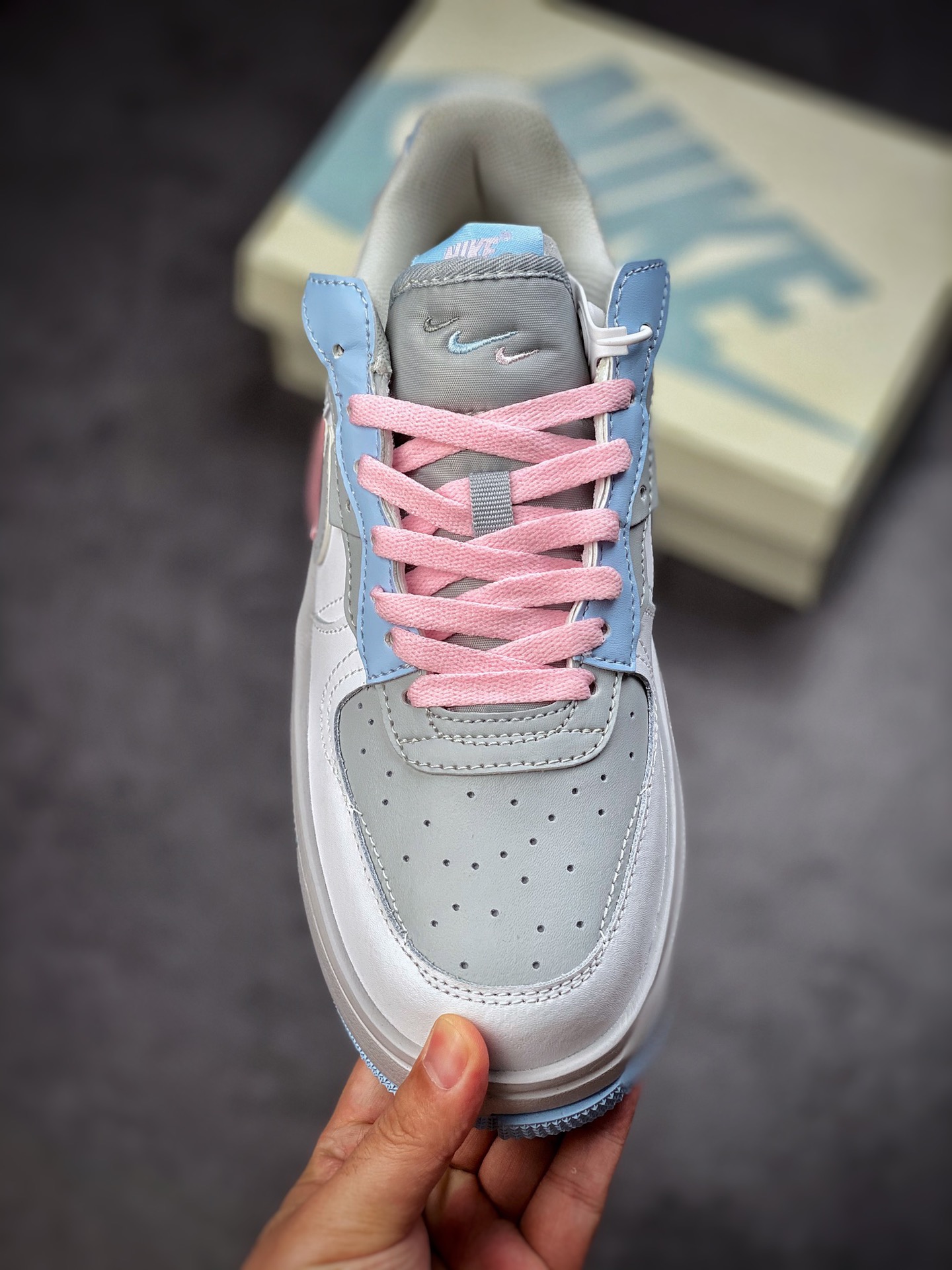 260 Nike Air Force 1 Fontanka “灰粉蓝紫” 空军丰塔卡系列 CW6688-605