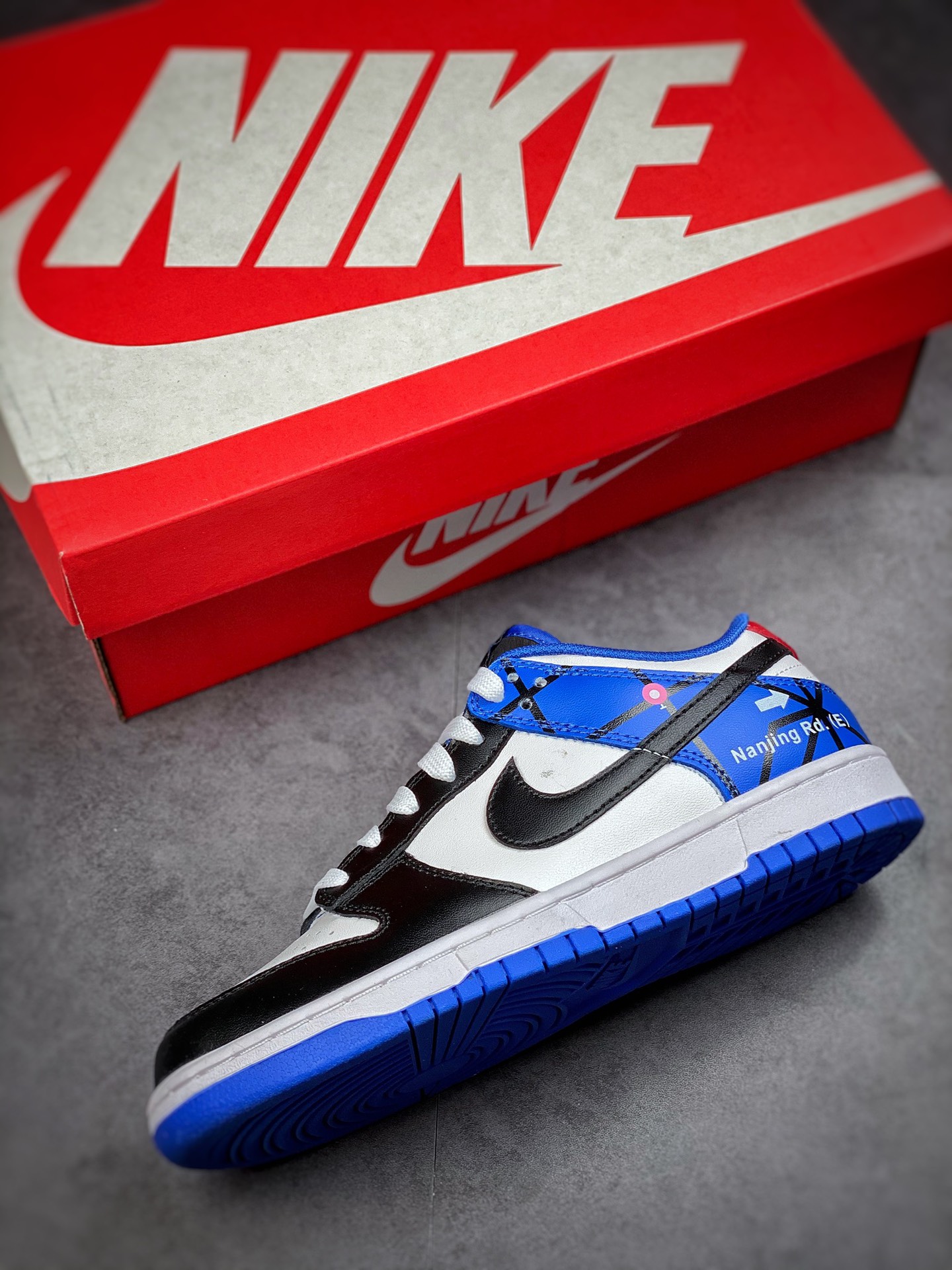 180 Nike Dunk Low 南京东路 黑白蓝 低帮休闲运动滑板板鞋DD1391-001