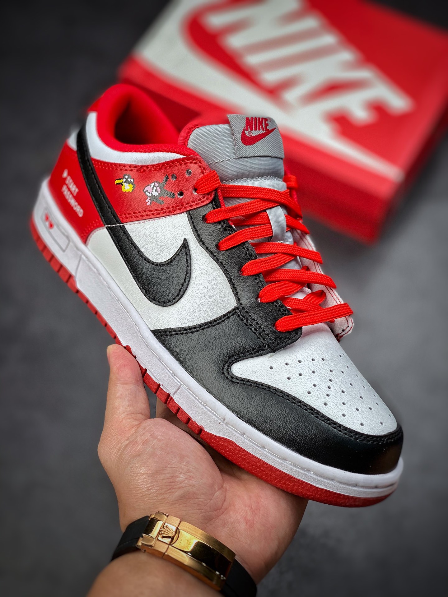 180 Nike Dunk Low 冒险岛像素 黑白红 低帮休闲运动滑板板鞋DD1391-002