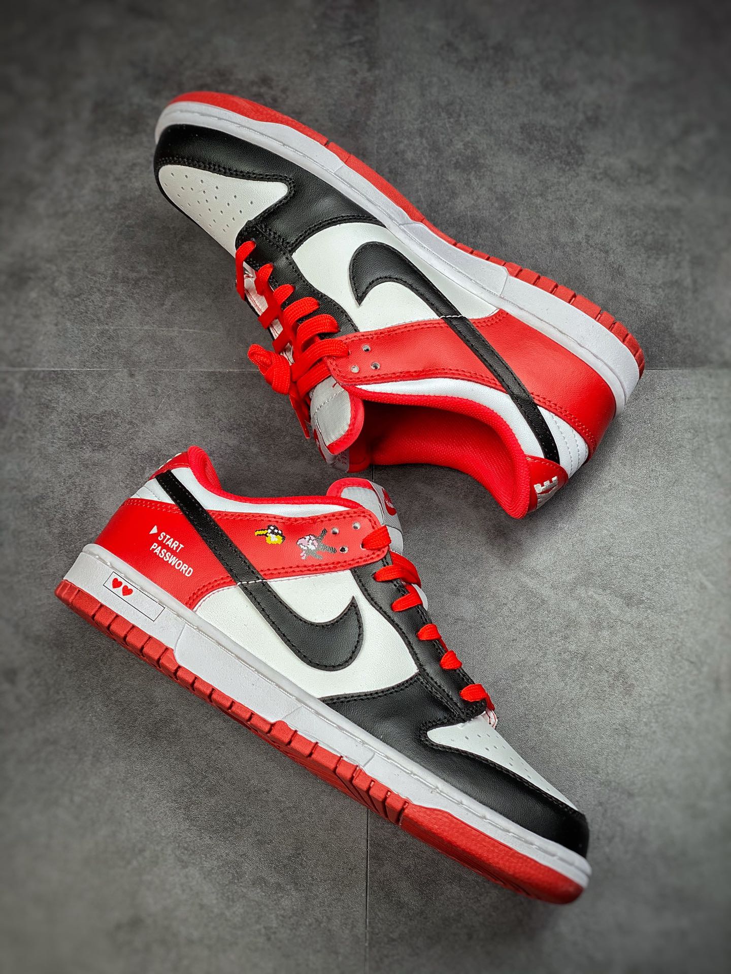 180 Nike Dunk Low 冒险岛像素 黑白红 低帮休闲运动滑板板鞋DD1391-002