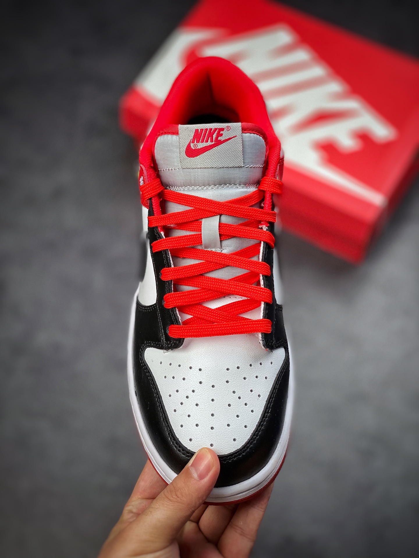 180 Nike Dunk Low 冒险岛像素 黑白红 低帮休闲运动滑板板鞋DD1391-002