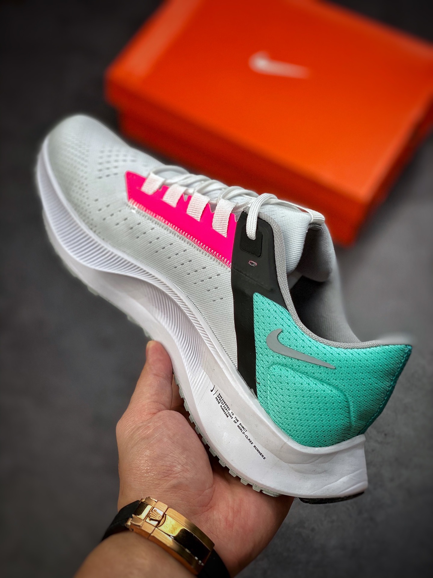 170 耐克Nike Zoom Pegasus 38代 飞马涡轮增压马拉松慢跑鞋CW7356-102