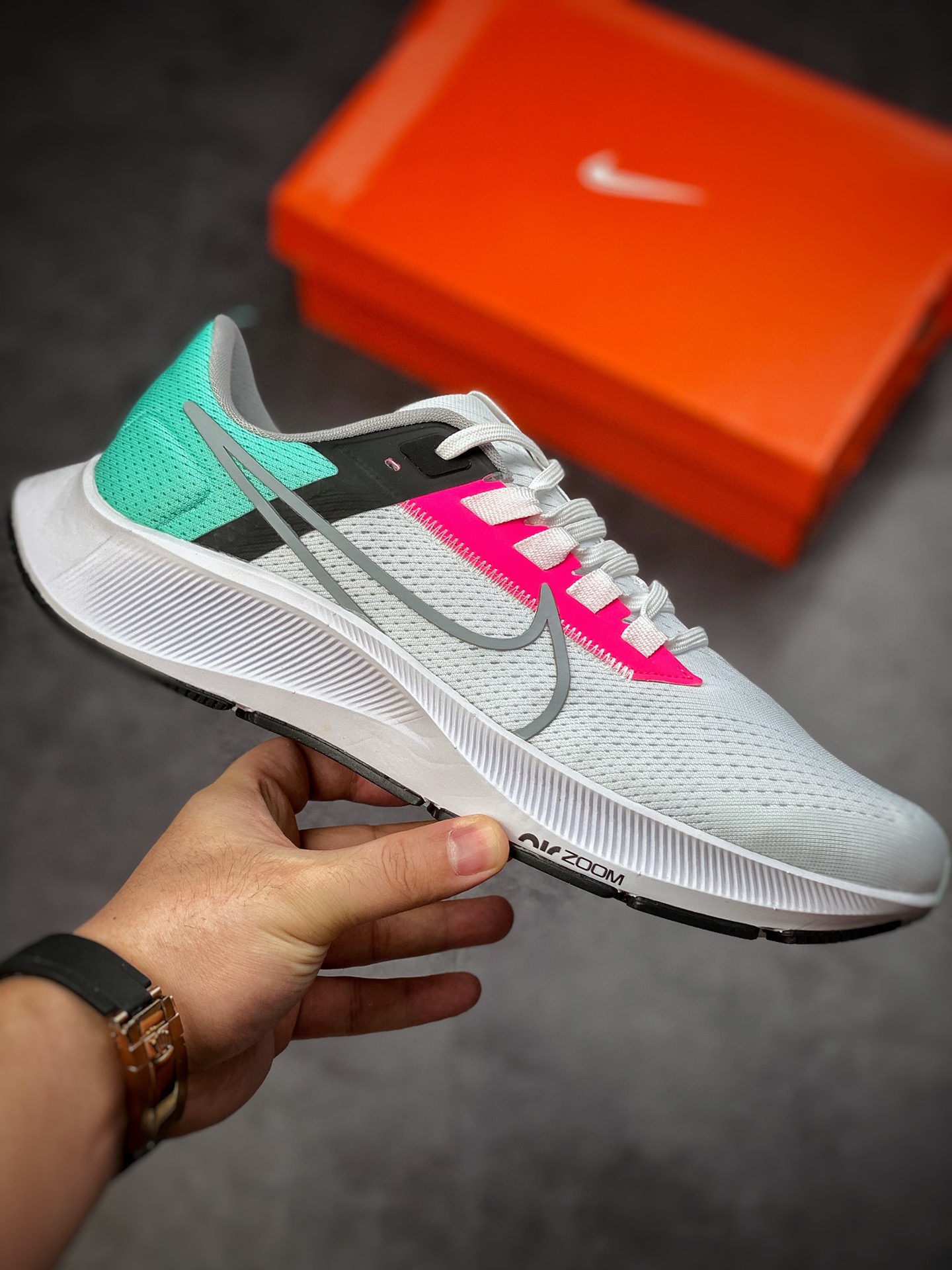 170 耐克Nike Zoom Pegasus 38代 飞马涡轮增压马拉松慢跑鞋CW7356-102