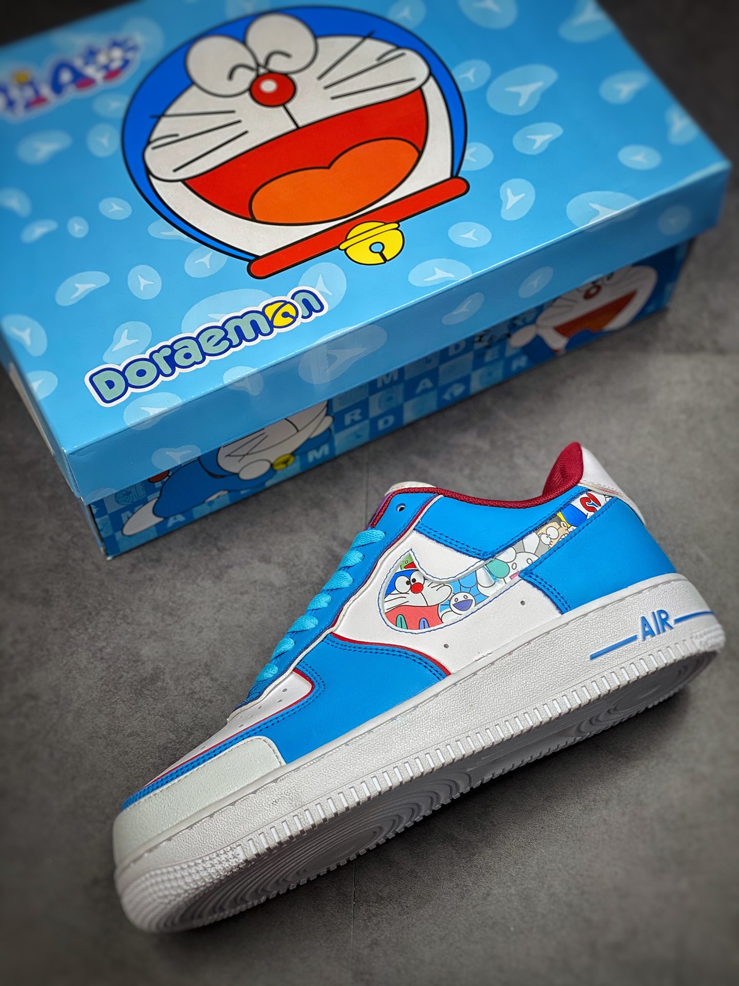 260 Nike Air Force 1 Low 07 × Doraemon 叮当猫联名款BQ8988-106