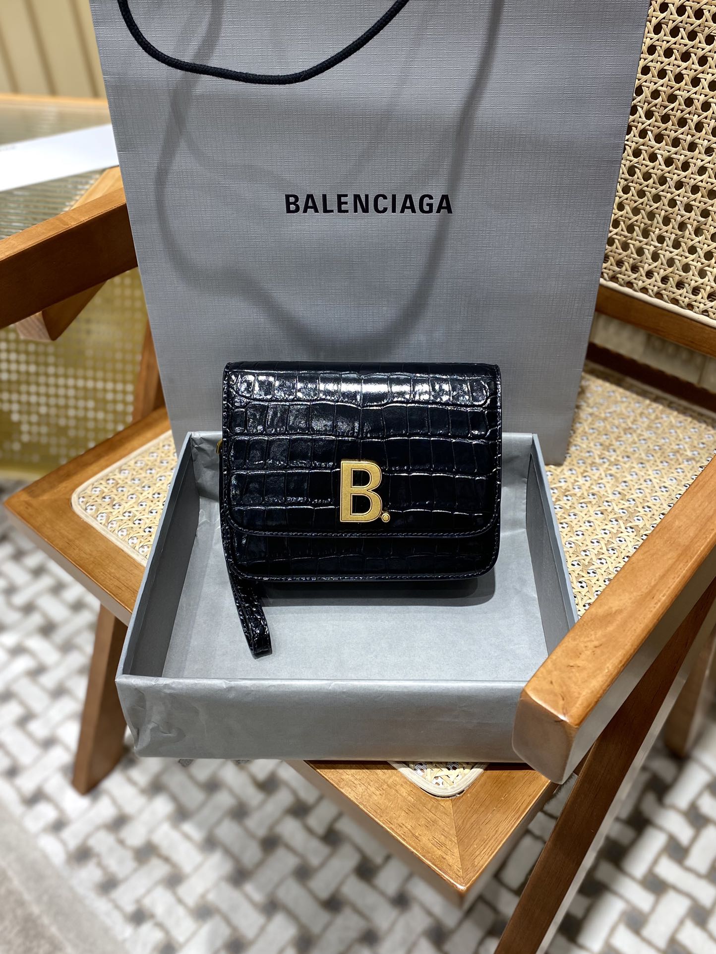 Balenciaga B.Small 18CM Bag 618156鳄鱼纹黑色/金扣