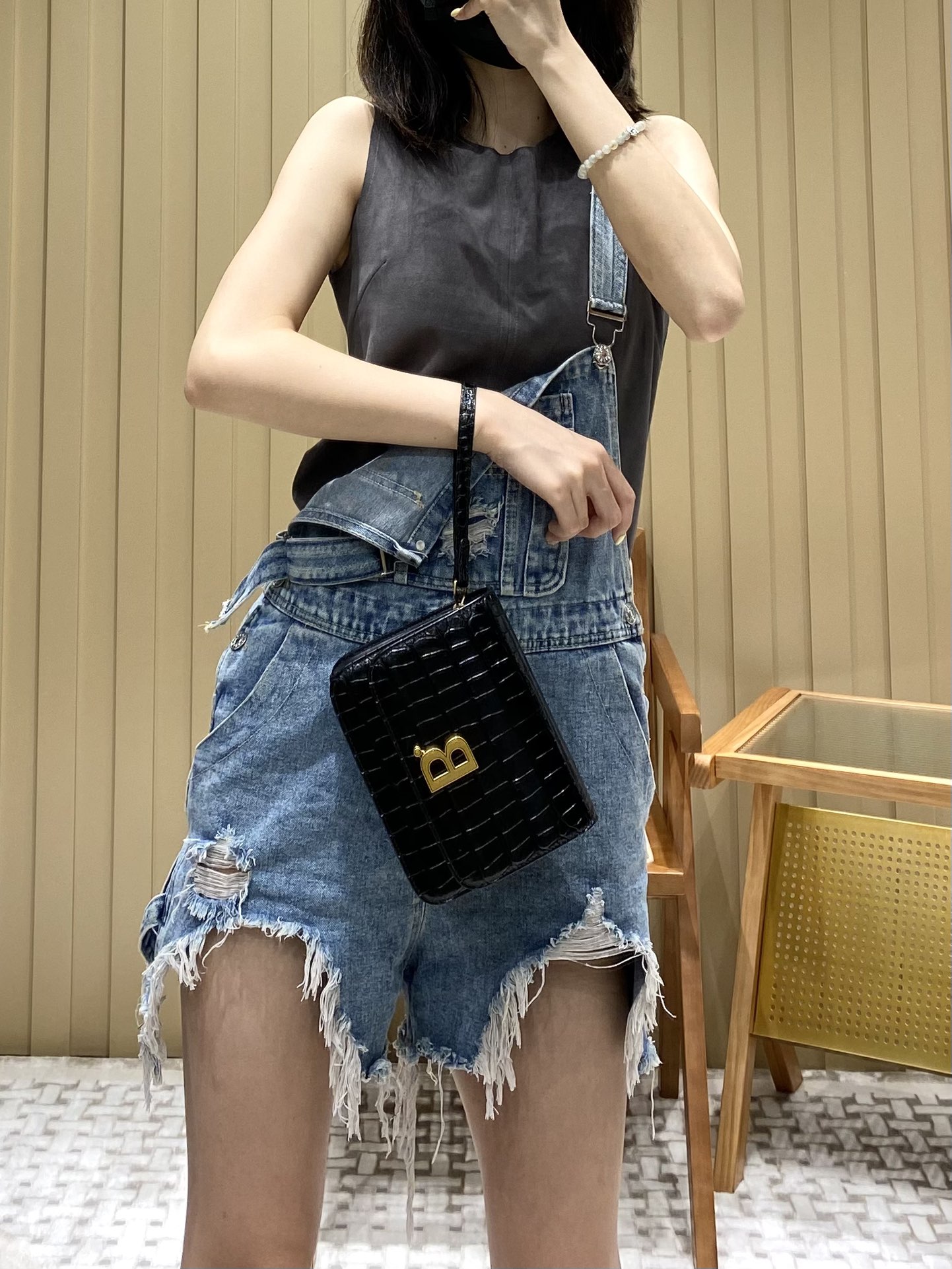 Balenciaga B.Small 18CM Bag 618156鳄鱼纹黑色/金扣