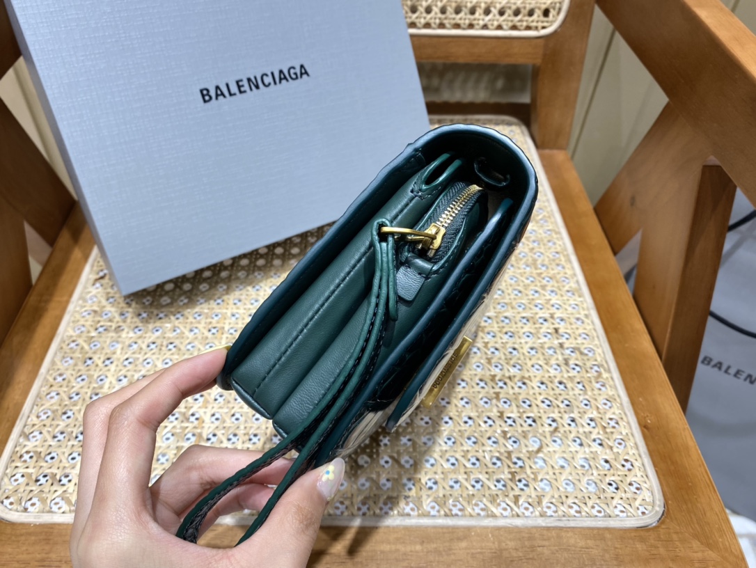 Balenciaga B.Small 18CM Bag 618156鳄鱼纹绿色/金扣