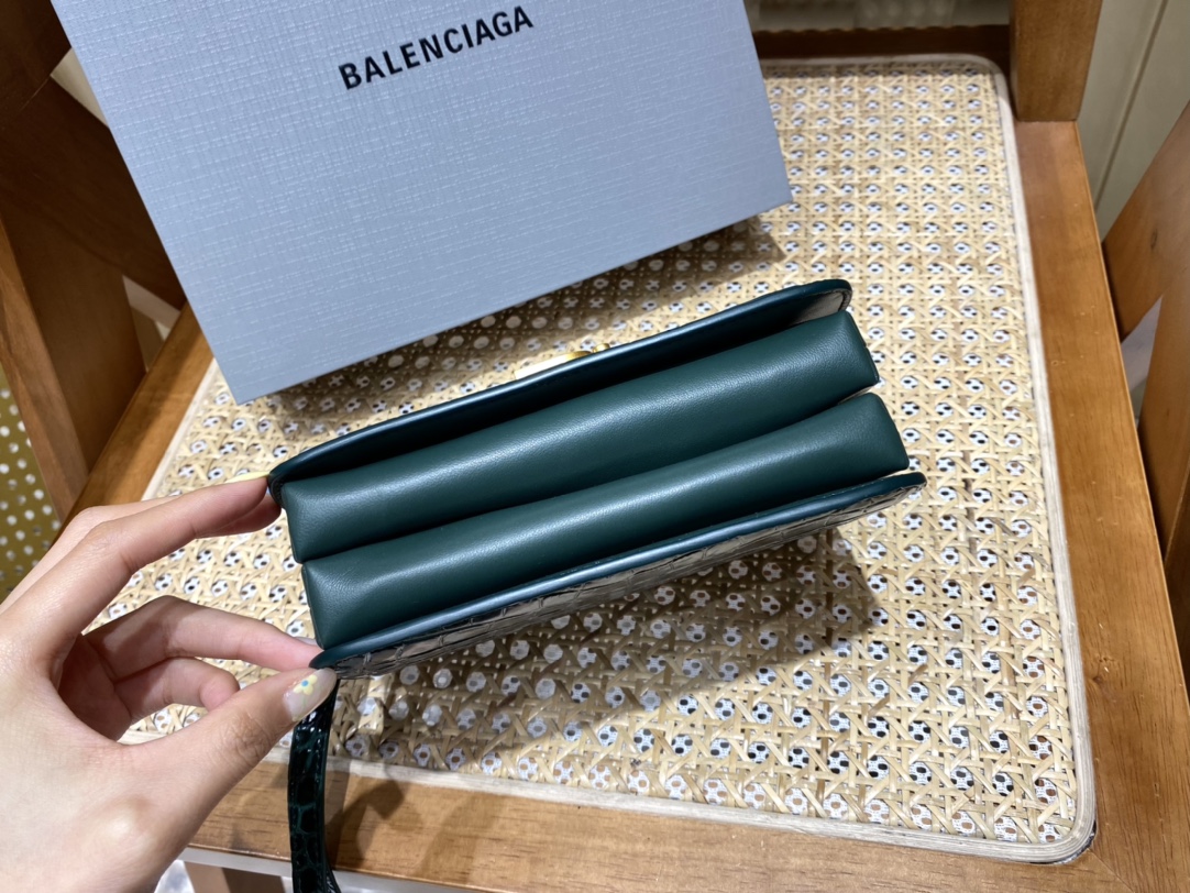 Balenciaga B.Small 18CM Bag 618156鳄鱼纹绿色/金扣