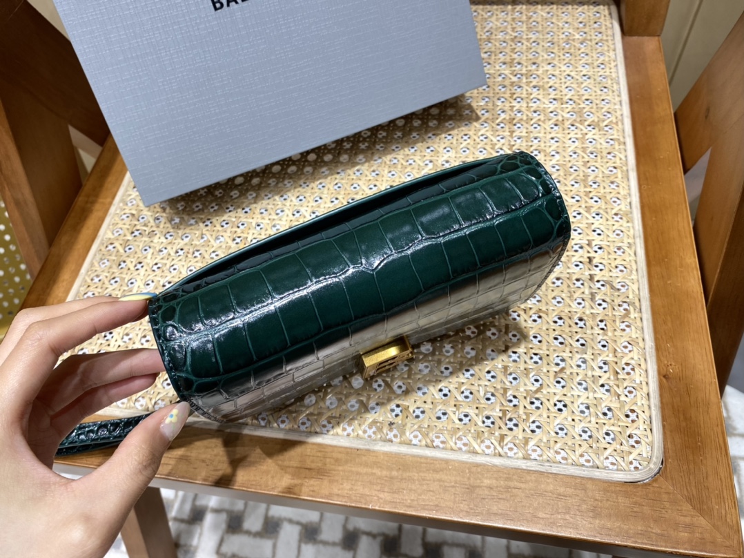 Balenciaga B.Small 18CM Bag 618156鳄鱼纹绿色/金扣