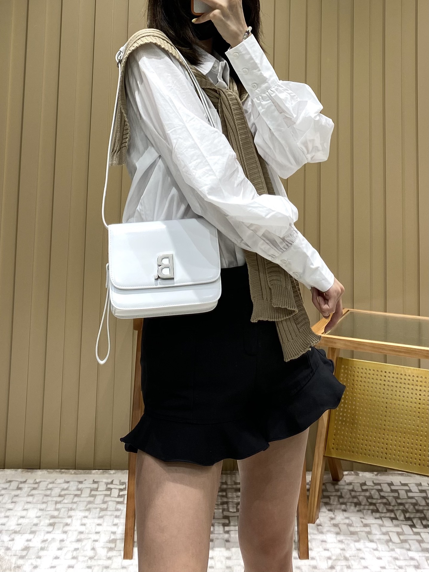 Balenciaga B.Small 18CM Bag 618156平纹白色/银扣