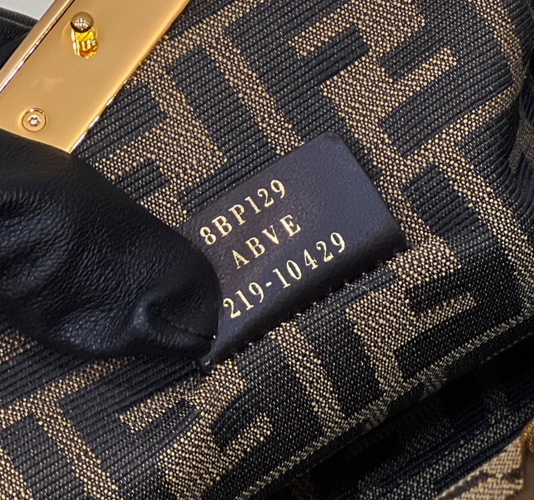 FENDI芬迪first系列F字母手袋80018m