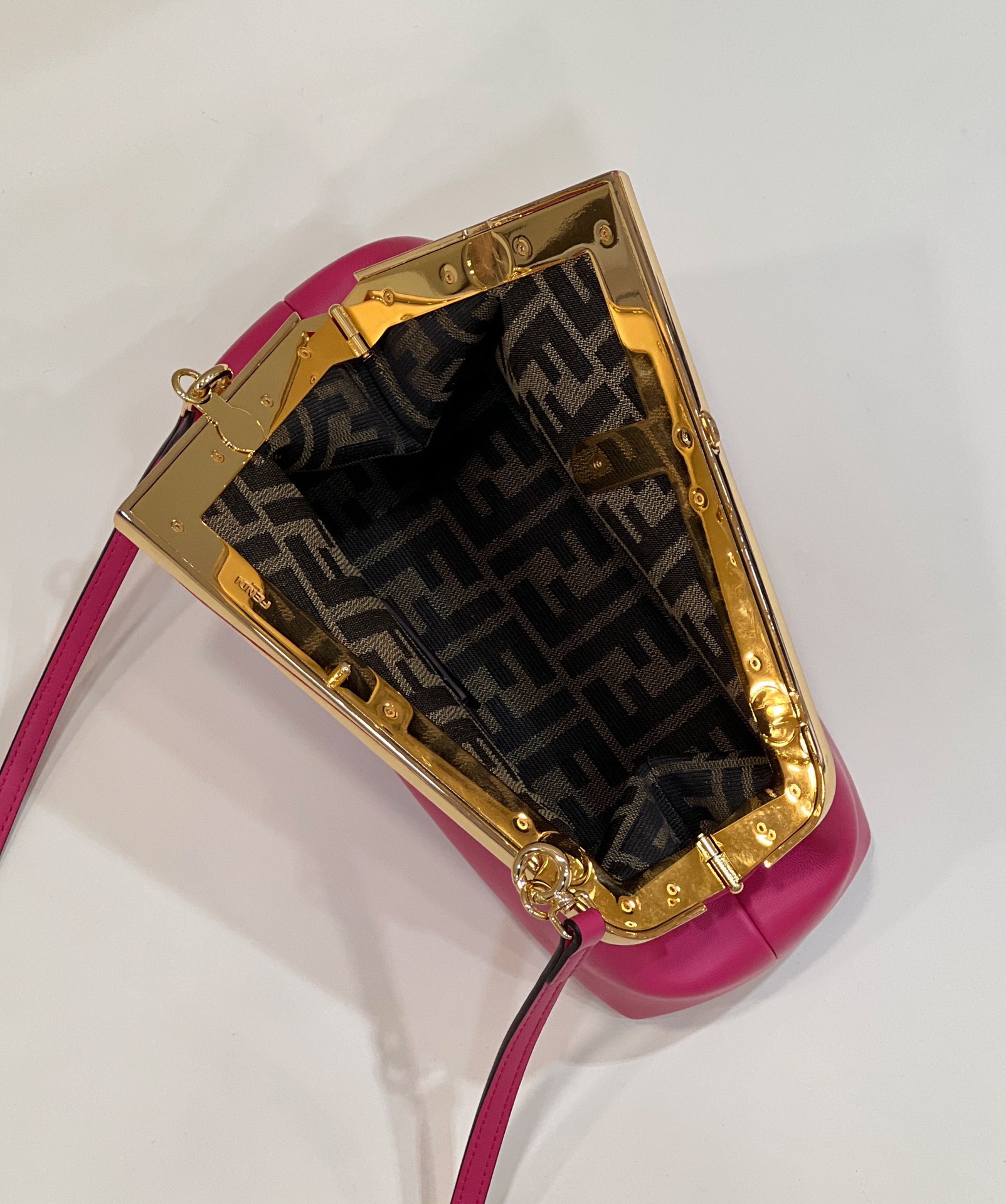 FENDI芬迪first系列F字母手袋80018m