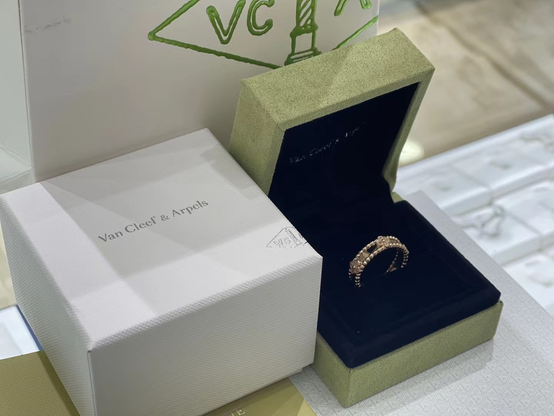 Van Cleef & Arpels VCA万花筒戒指