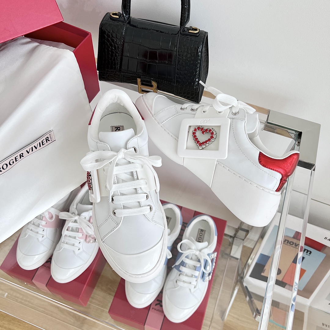[Roger Vivier Women