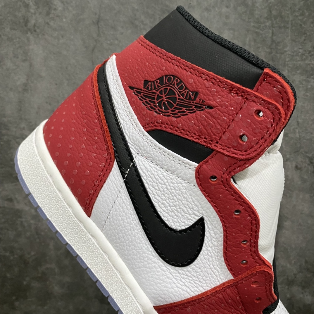 图片[9]-纯原版Air Jordan AJ1蜘蛛侠 市售最强版本 完美鞋型 正确半透明蜘蛛侠反光波点 区别市场泛白波点，全新水晶大底无任何氧化 后跟和鞋口做的相当到位，完美圆润冲孔，原厂皮料打造，绝对满满的诚意之作💪🏻 尺码：40-47.5 货号：555088-602-选品中心
