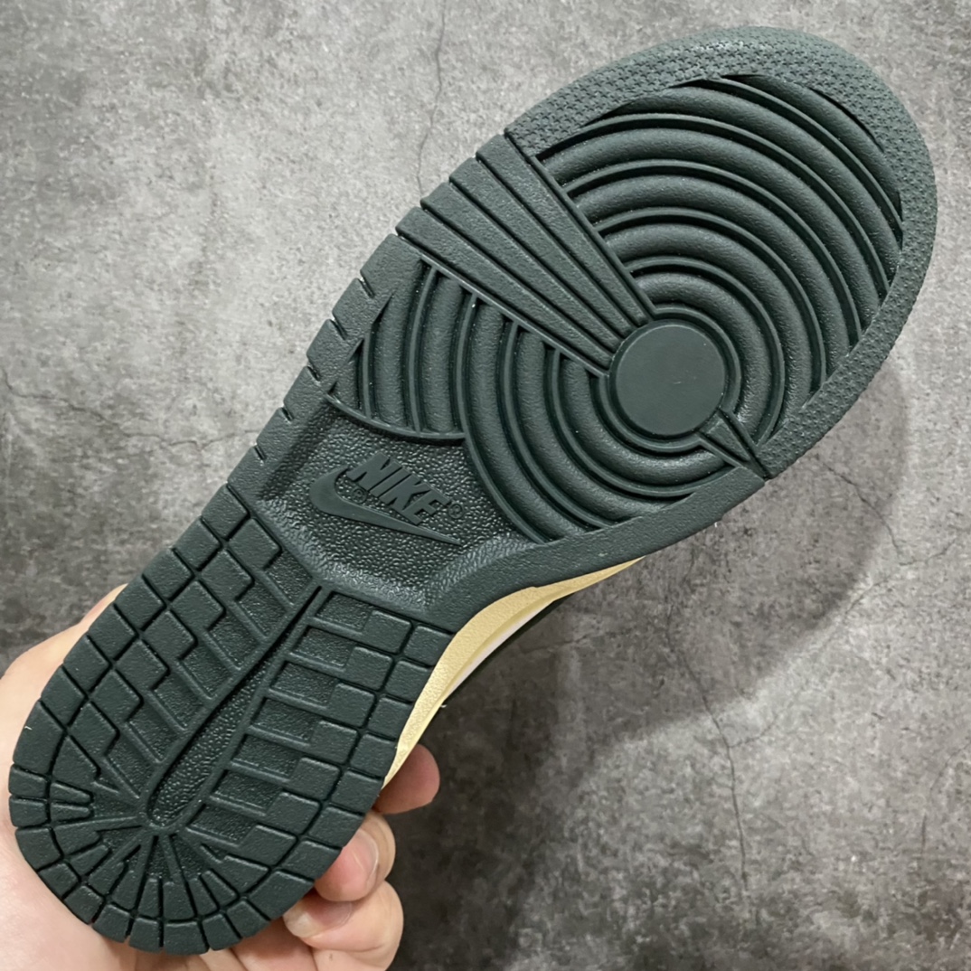 图片[9]-FC天花板级别 市场最强版 NK SB Dunk Low 复古做旧白绿DQ8580-100 欢迎对比任何市售版本！一切仅还原原鞋品质！ 材料！版型！细节全部市场最顶尖工艺 图片拍不出实物那种惊艳的感觉 大哥们可以报货来看品质 顶尖工艺 市场货没有可比性！ 货号： DD1503-115 尺码：36 36.5 37.5 38 38.5 39 40 40.5 41 42 42.5 43 44 44.5 45 46 47.5-选品中心