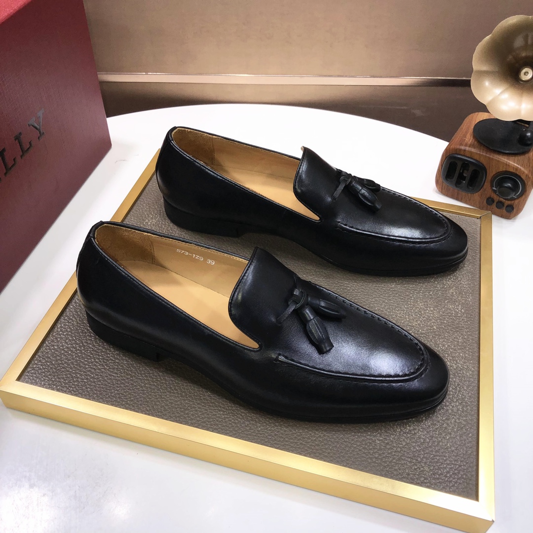 J5  Bally .巴利官网一比一.男士皮鞋👊🏻每一位成功男士的身份衬托，上脚大气稳重🚶🏻🚶🏻高端定制专柜原版头层牛皮+进口牛皮内里。不管风吹雨打鞋楦不变，经得起时间的验证🔍️