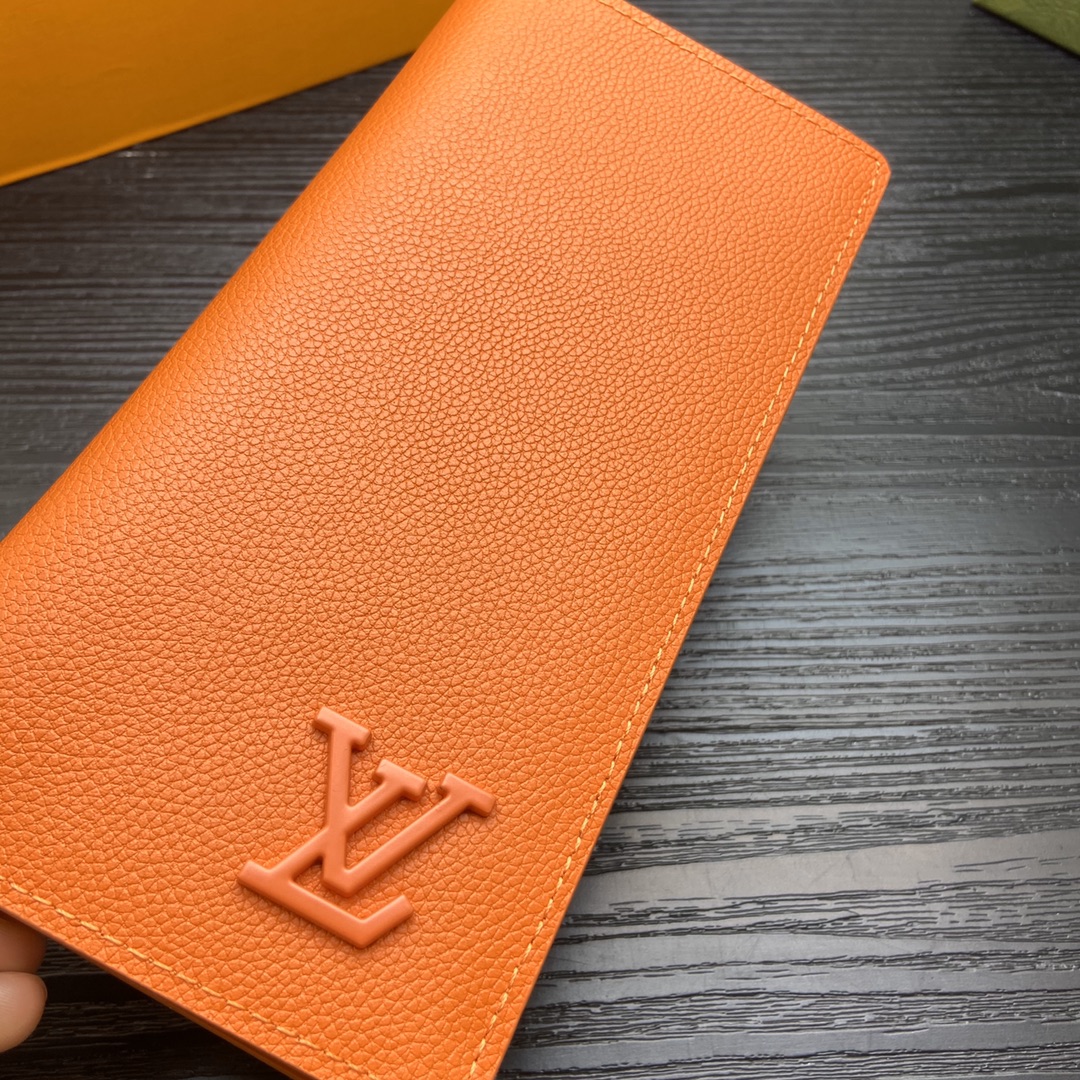 Slim leather minimalist wallet card slots