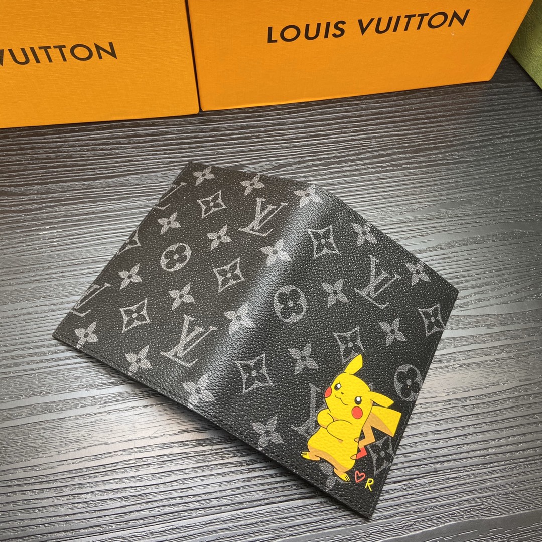 Passport holder interior compartments