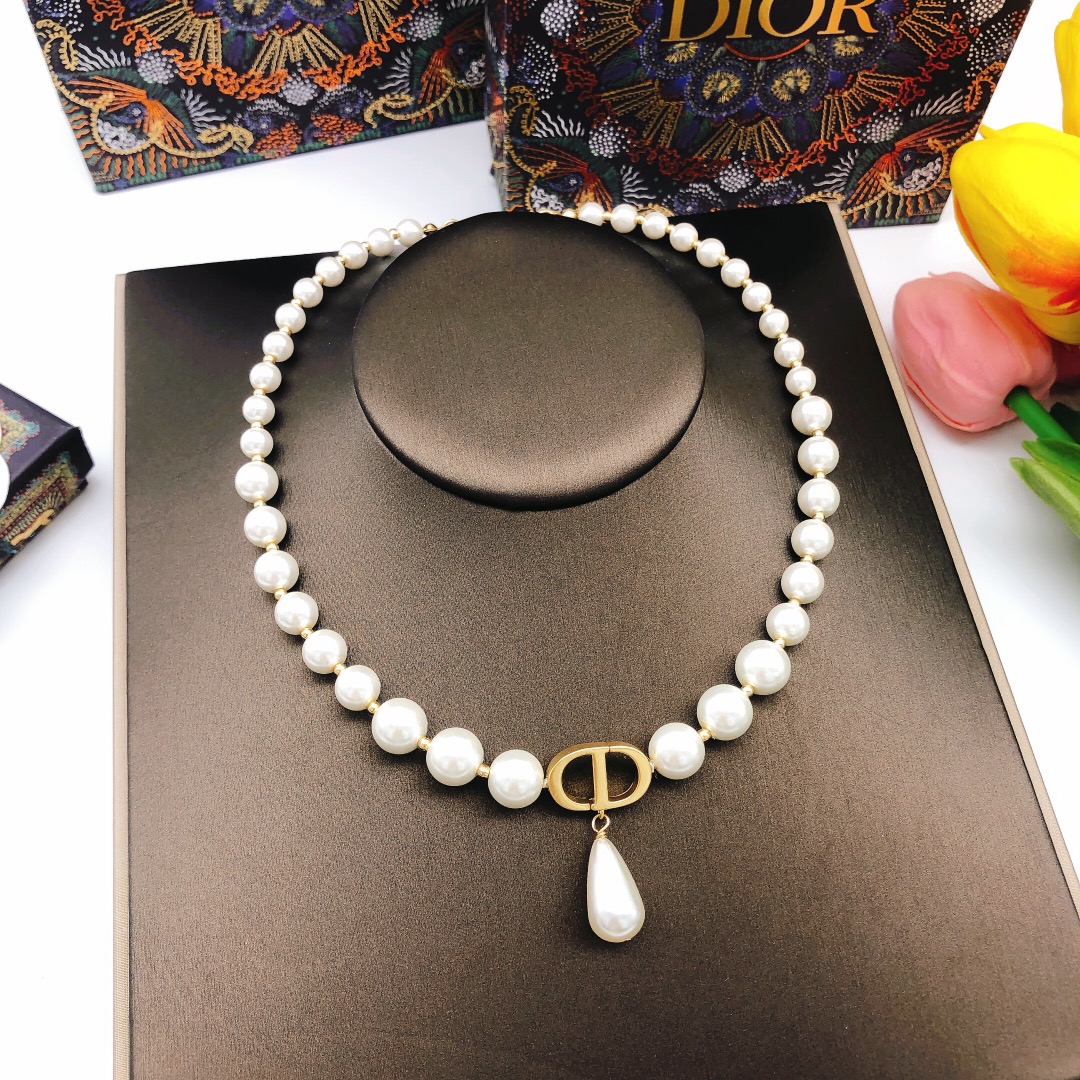 NO:111776,Number DXL0153 [dio* latest hanging pearl necklace] consistent ZP brass material, jewelry quality, dior, necklace19860909编号DXL0153【dio*最新款吊珍珠项链】一致ZP黄铜材质,饰品精品,dior,necklace,Jewelry
