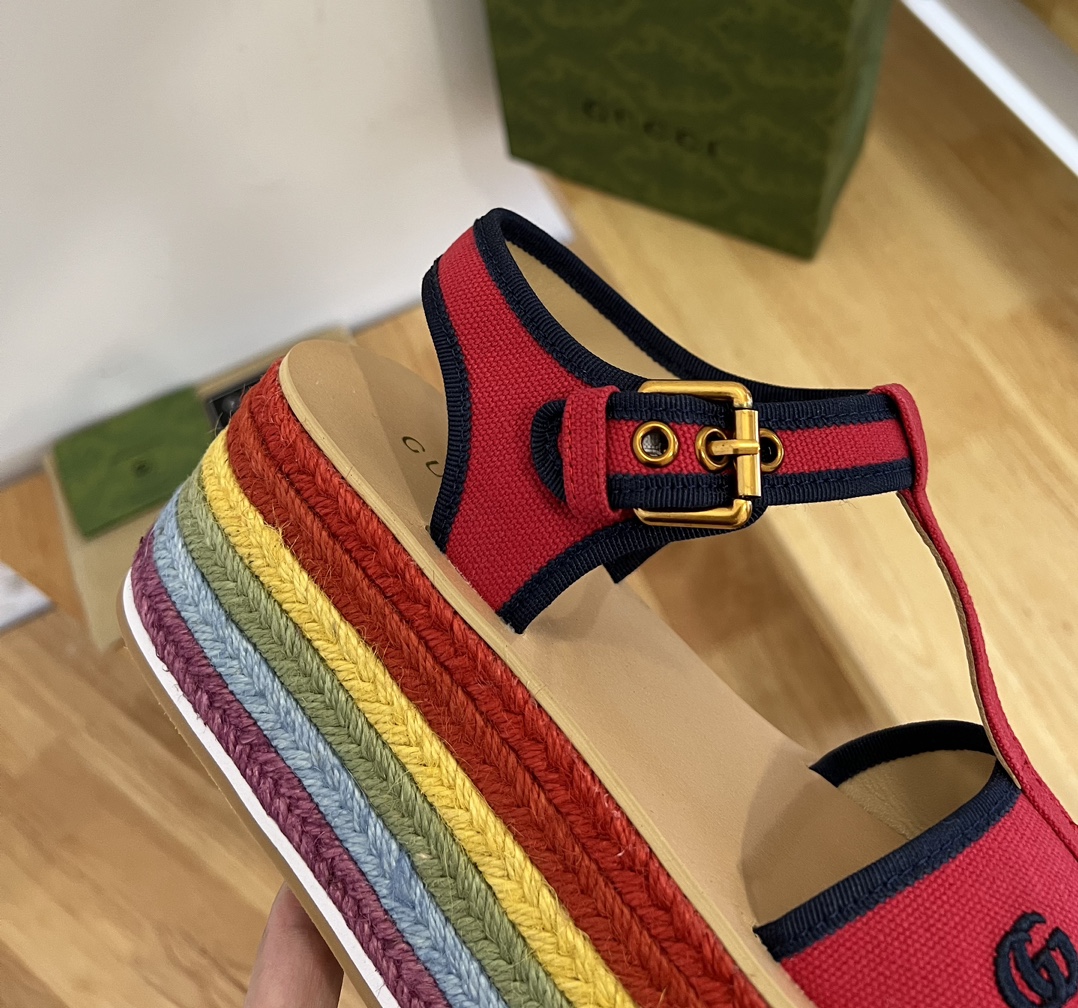 Gucci Sandals