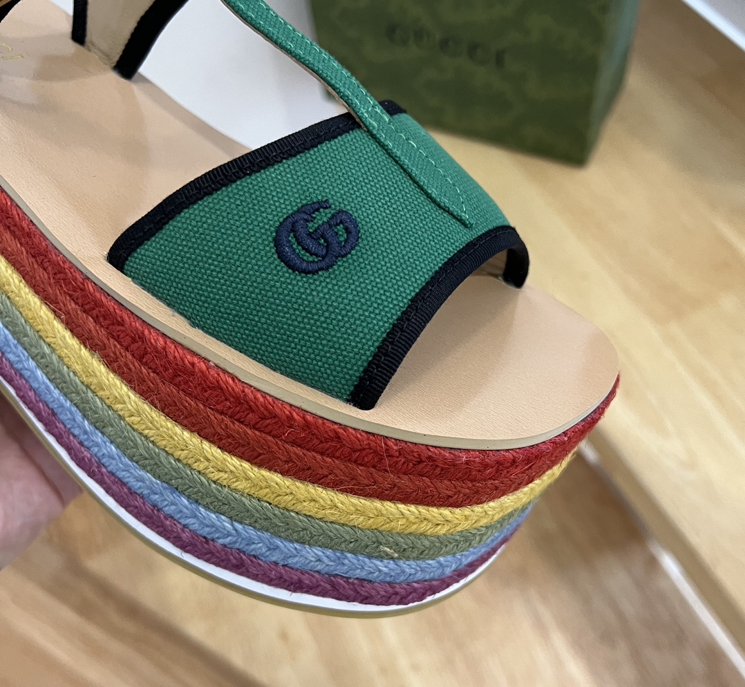 Gucci Sandals