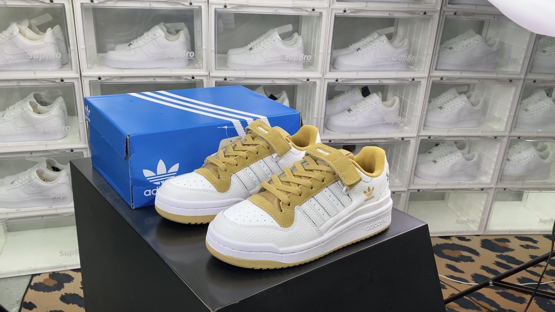 [Adidas Originals Series]Adidas AD Clover Originals Forum 84 Low Roman Series