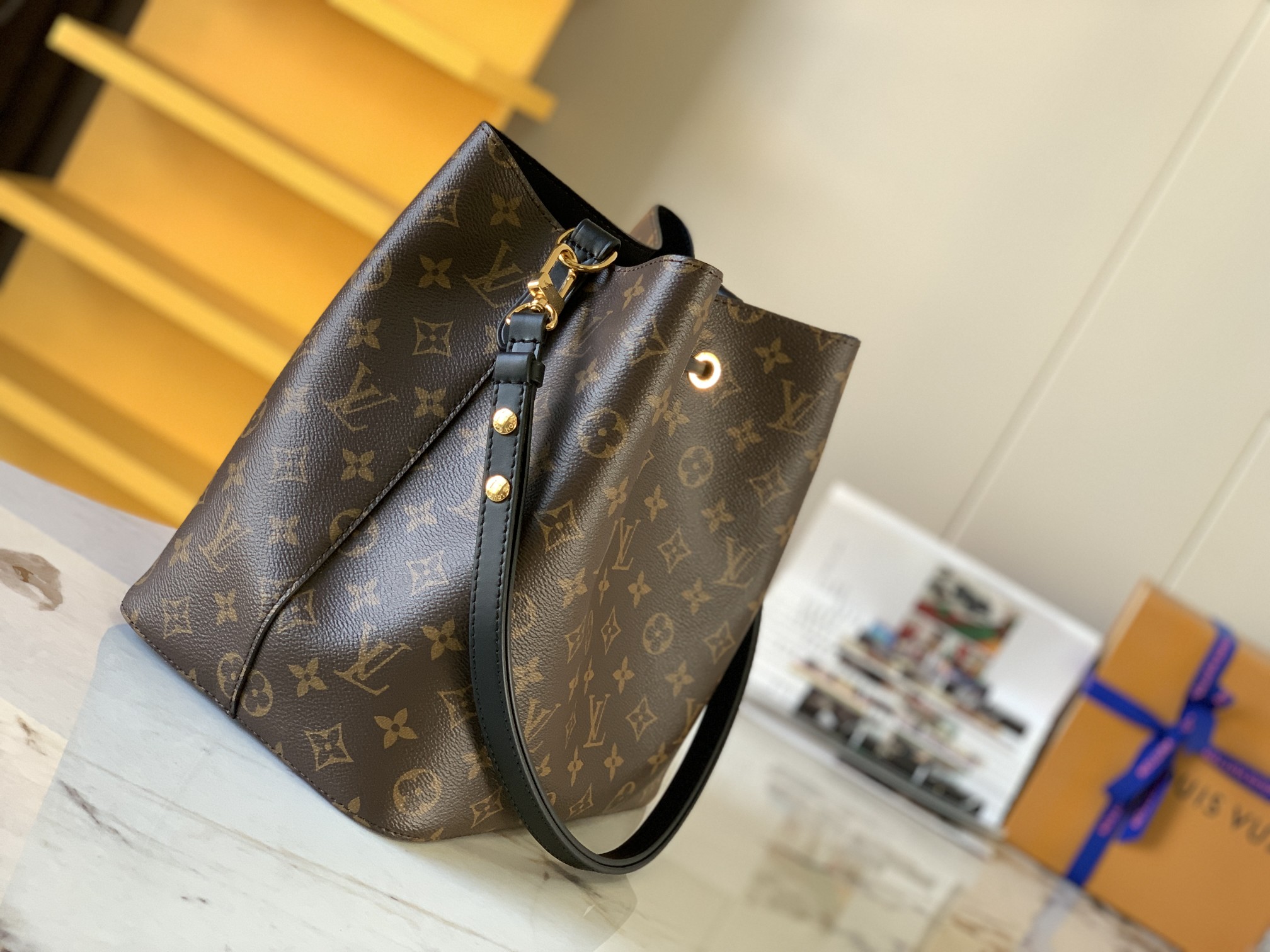 路易威登 Louis Vuitton 高定典藏名品高定成衣时装外套连衣裙衬衫T恤 #D12127A0 2