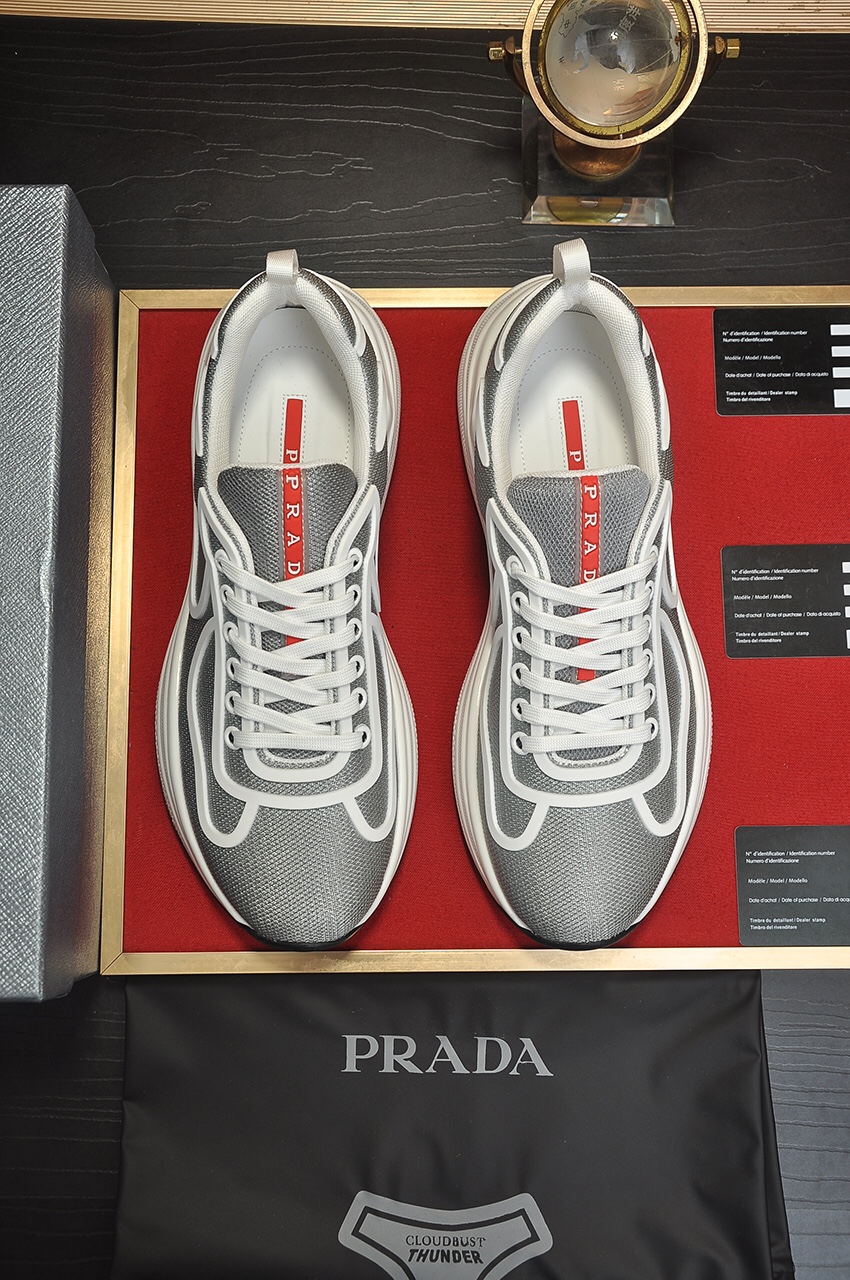 J5 Prada 普拉达 顶级原单，当季，高品质原单牛货，顶级高丝光牛皮拼原版透气布料+进口滴胶，内里进口弹力布配原版牛皮垫脚，原厂气垫大底品质保证码38-4545定做