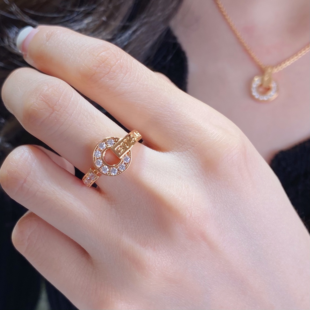 Bvlgari Jewelry Ring-