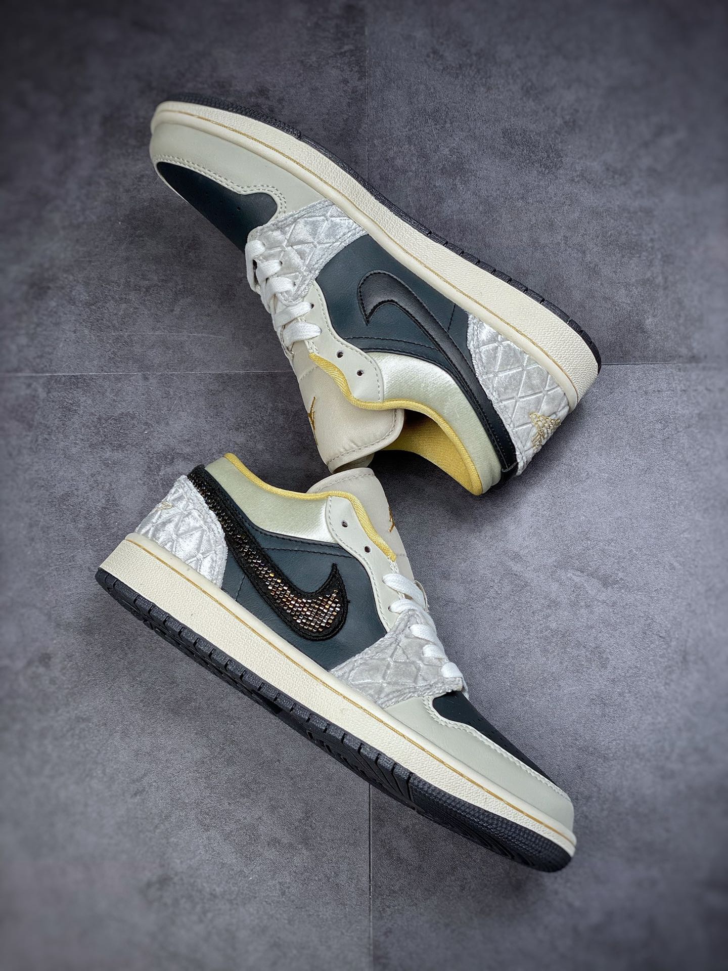 200 Air Jordan 1 Low 黑灰绸缎 AJ1乔1低帮休闲板鞋 DV1762-001