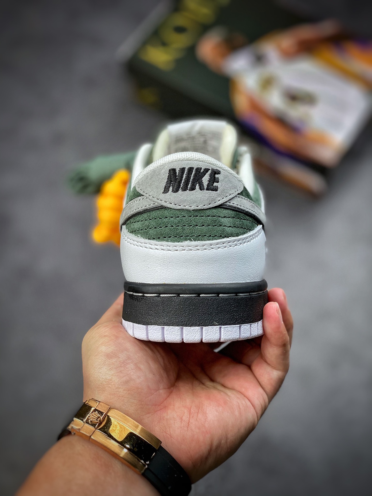 380 Nike SB Dunk Low Pro 白灰黄 科比8/24 独家新色 LF2428-001-莆田鞋,莆田鞋货源,高仿鞋,高仿鞋货源,安福档口,莆田高仿鞋,莆田鞋批发,高仿鞋批发,莆田高仿运动鞋,高仿运动鞋,莆田运动鞋 380 Nike SB Dunk Low Pro 白灰黄 科比8/24 独家新色 LF2428-001