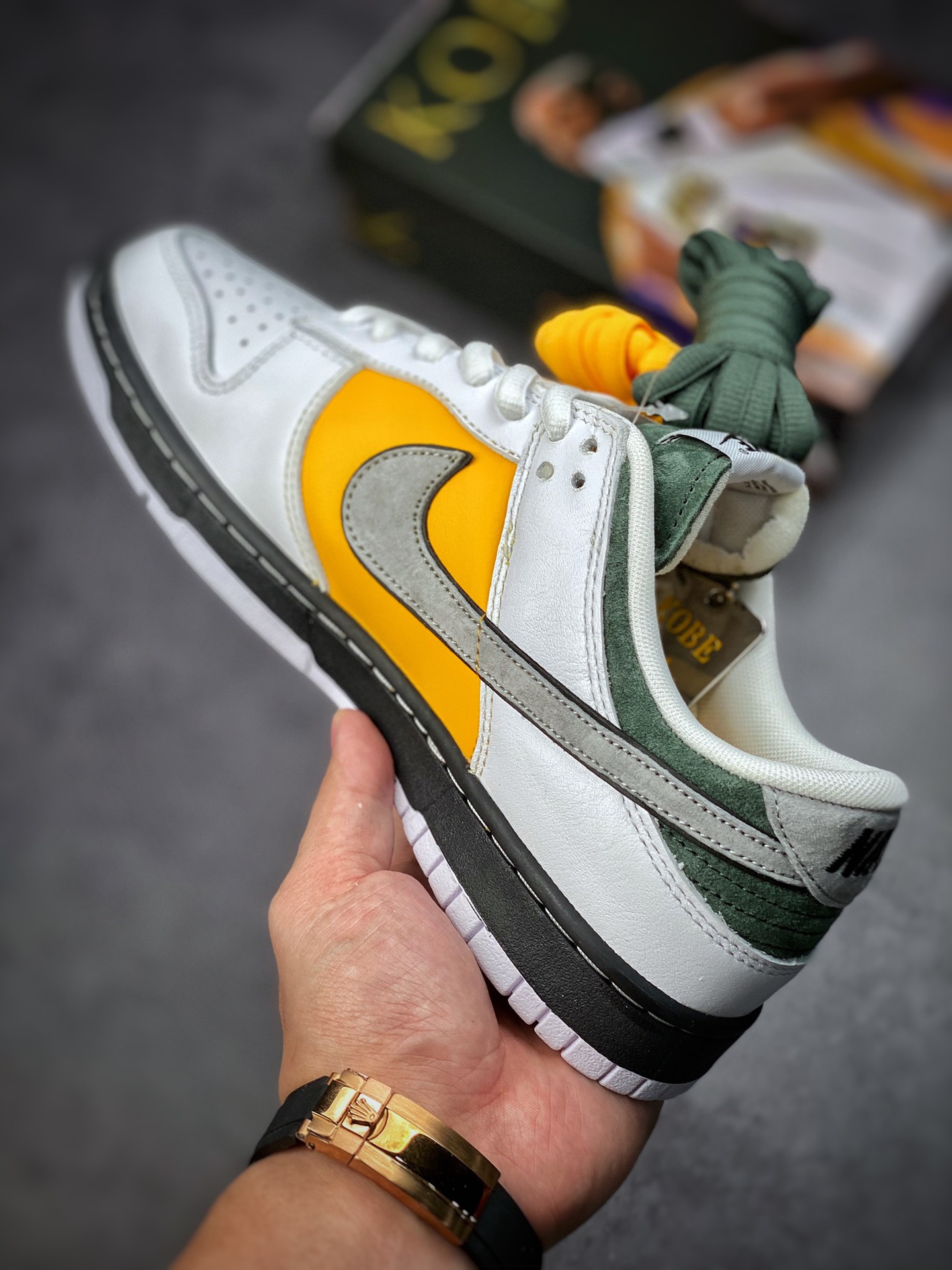 380 Nike SB Dunk Low Pro 白灰黄 科比8/24 独家新色 LF2428-001-莆田鞋,莆田鞋货源,高仿鞋,高仿鞋货源,安福档口,莆田高仿鞋,莆田鞋批发,高仿鞋批发,莆田高仿运动鞋,高仿运动鞋,莆田运动鞋 380 Nike SB Dunk Low Pro 白灰黄 科比8/24 独家新色 LF2428-001