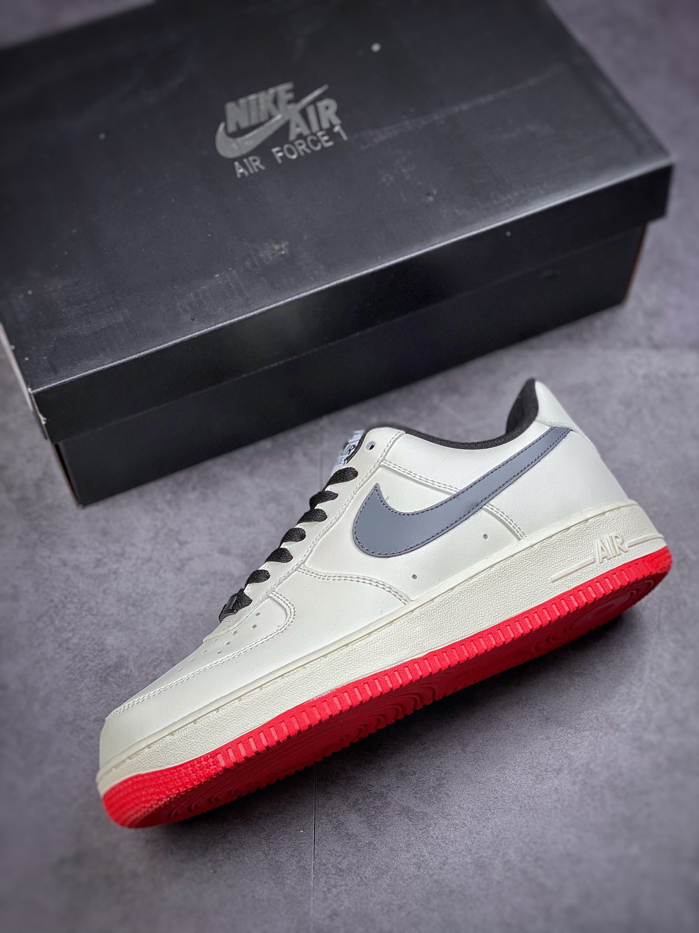 220 Nike Air Force 1 Low 07 黑红米白 DD7798-806