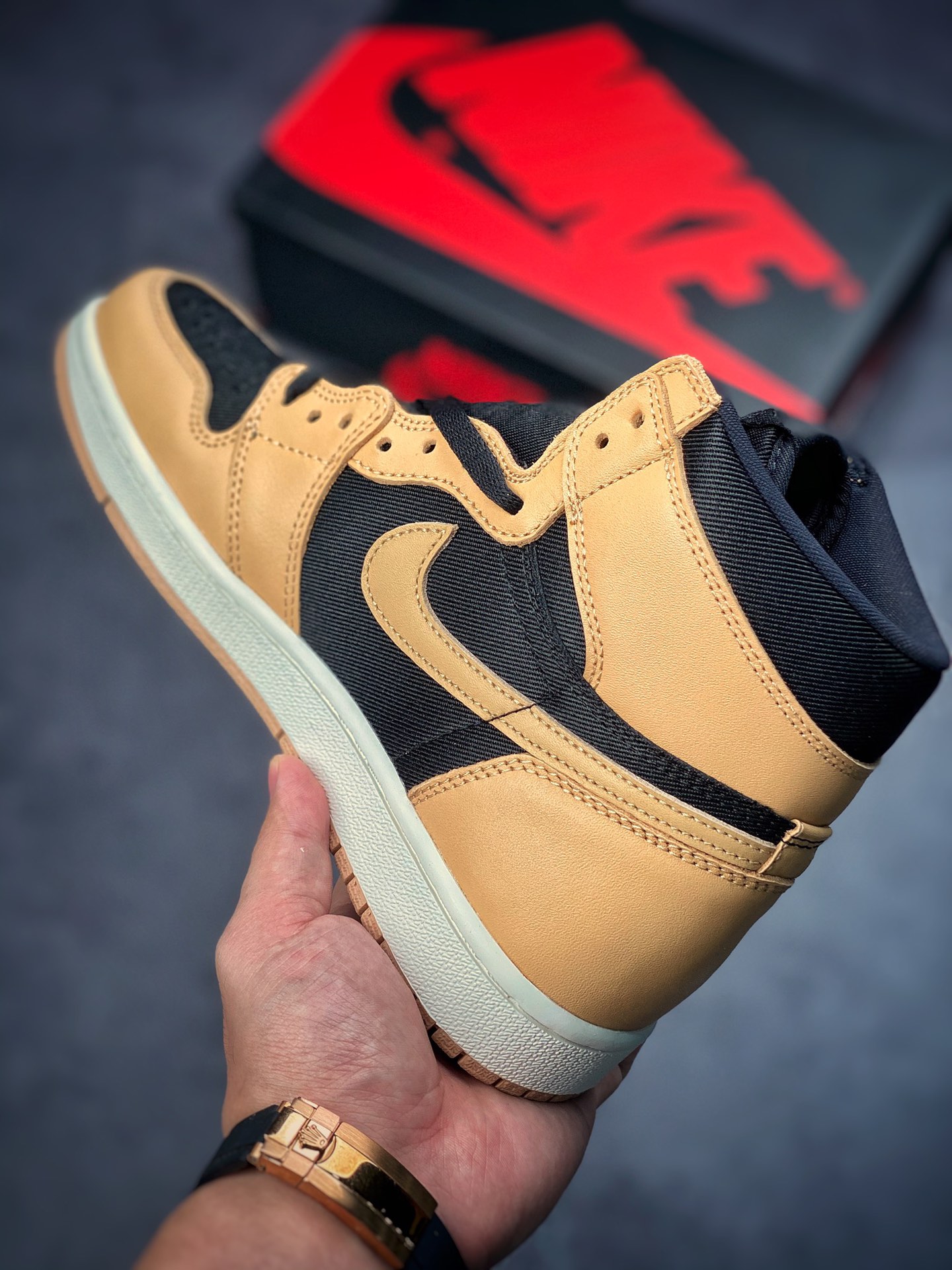 300 Air Jordan 1 “Obsidian”奶茶色 纯原大厂出品 555088-202