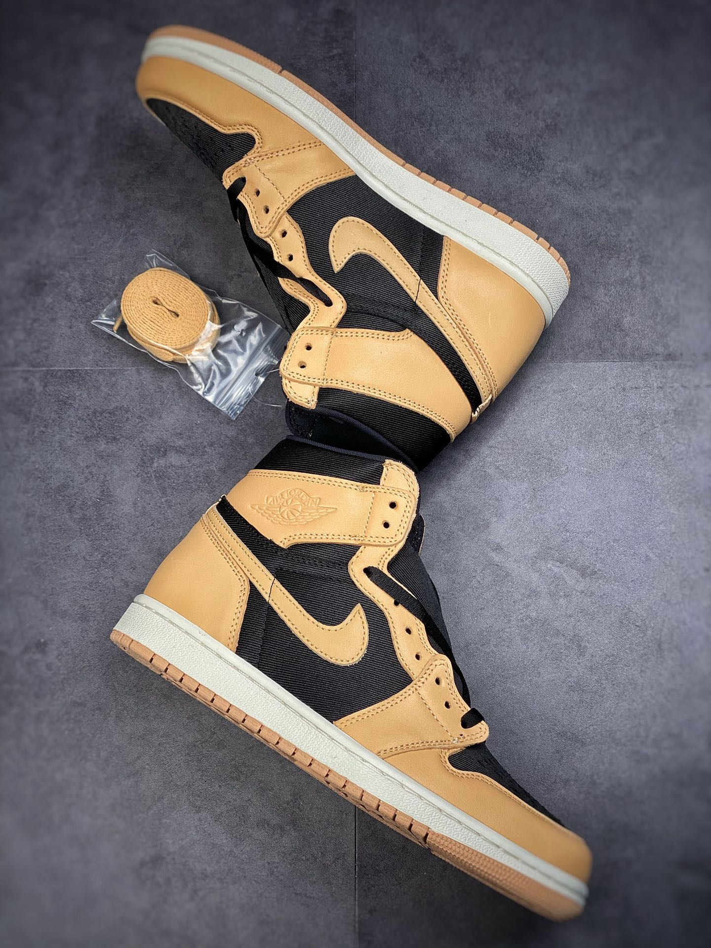 300 Air Jordan 1 “Obsidian”奶茶色 纯原大厂出品 555088-202