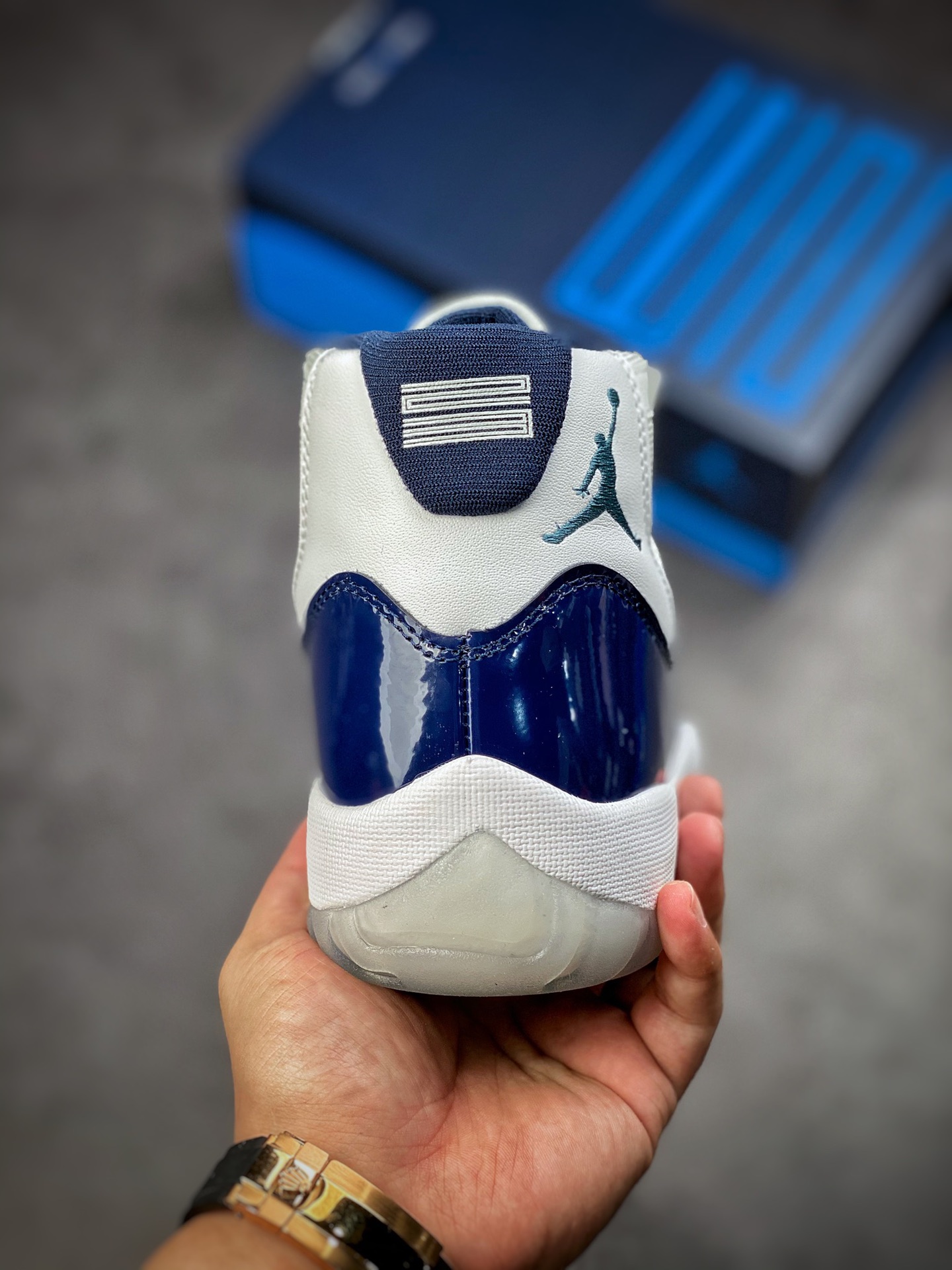 300 Air Jordan 11“UNC”午夜蓝 经典强势回归 378037-123