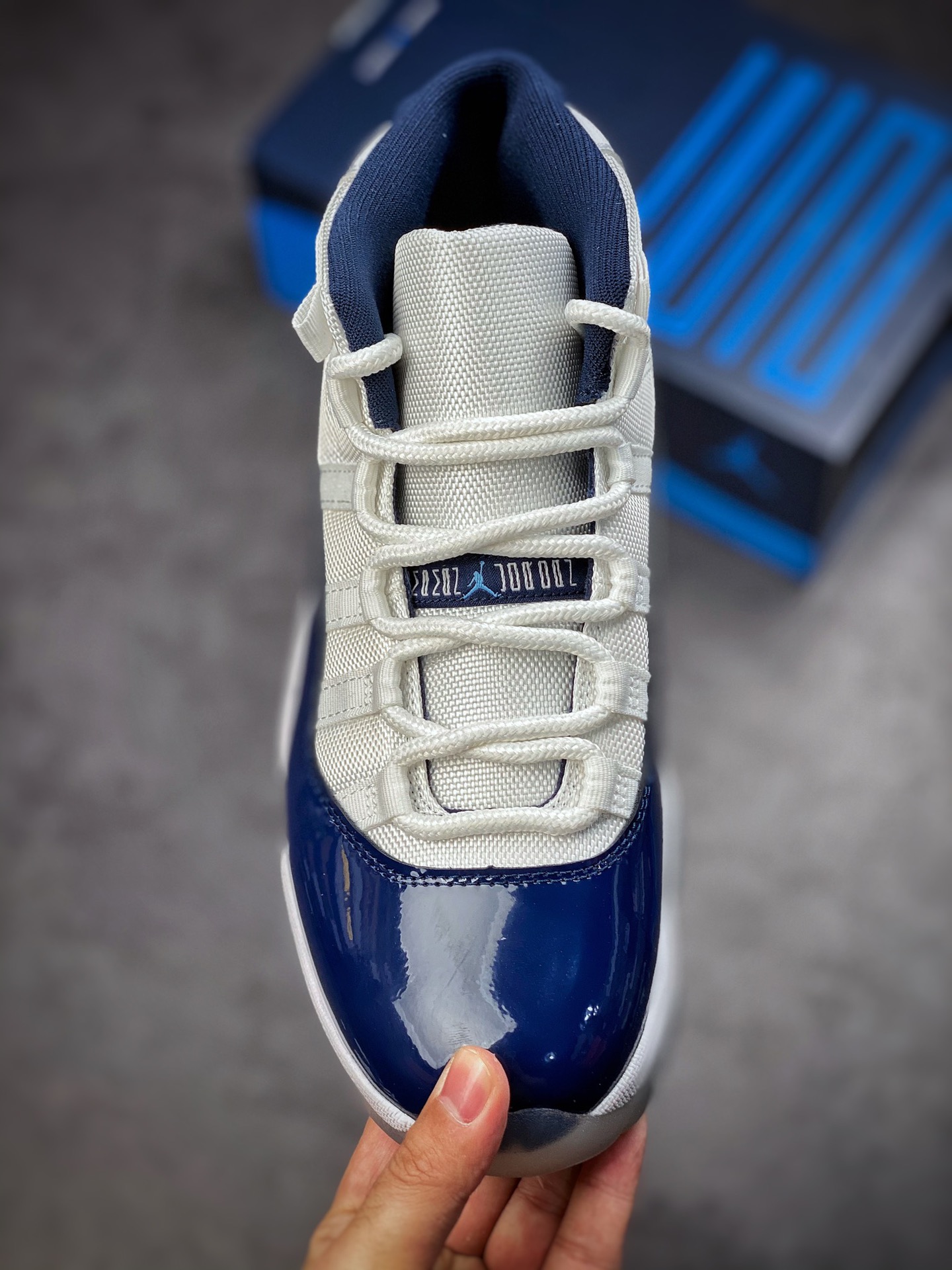 300 Air Jordan 11“UNC”午夜蓝 经典强势回归 378037-123