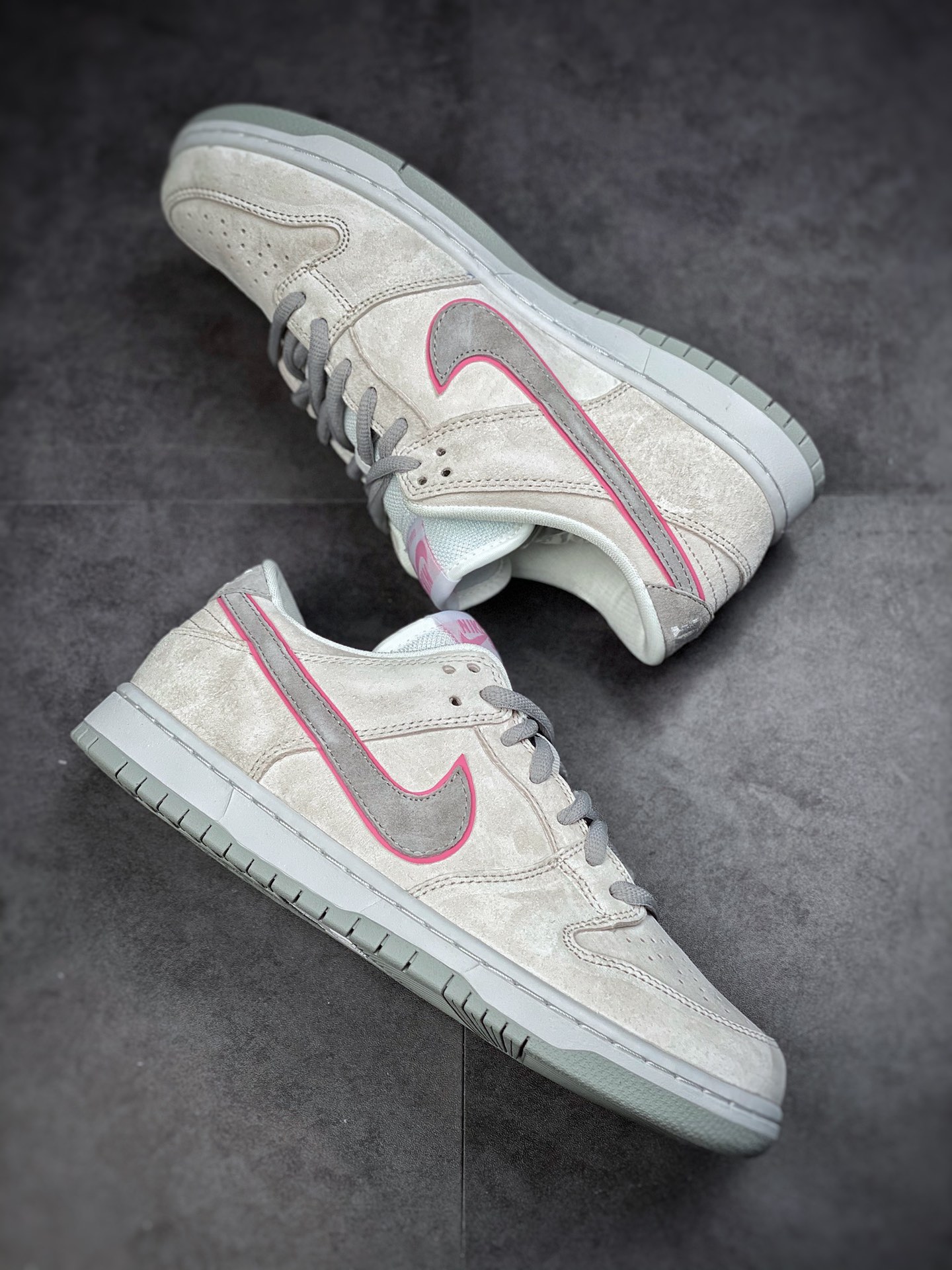 200 Nike Dunk SB Low 灰粉 原装头层材料 895969-160-莆田鞋,莆田鞋货源,高仿鞋,高仿鞋货源,安福档口,莆田高仿鞋,莆田鞋批发,高仿鞋批发,莆田高仿运动鞋,高仿运动鞋,莆田运动鞋 200 Nike Dunk SB Low 灰粉 原装头层材料 895969-160