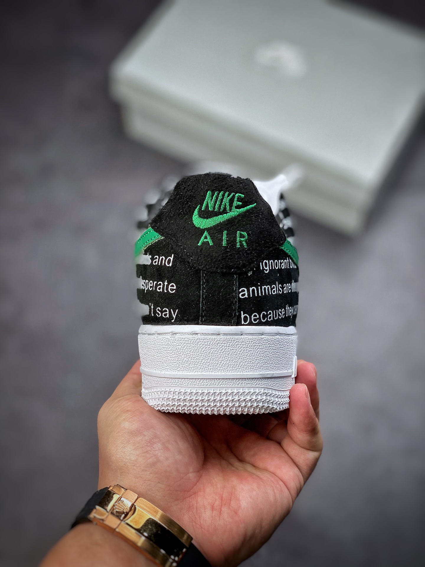 200 Nike Air Force 1 Low 07 黑绿字母 CZ0339-001