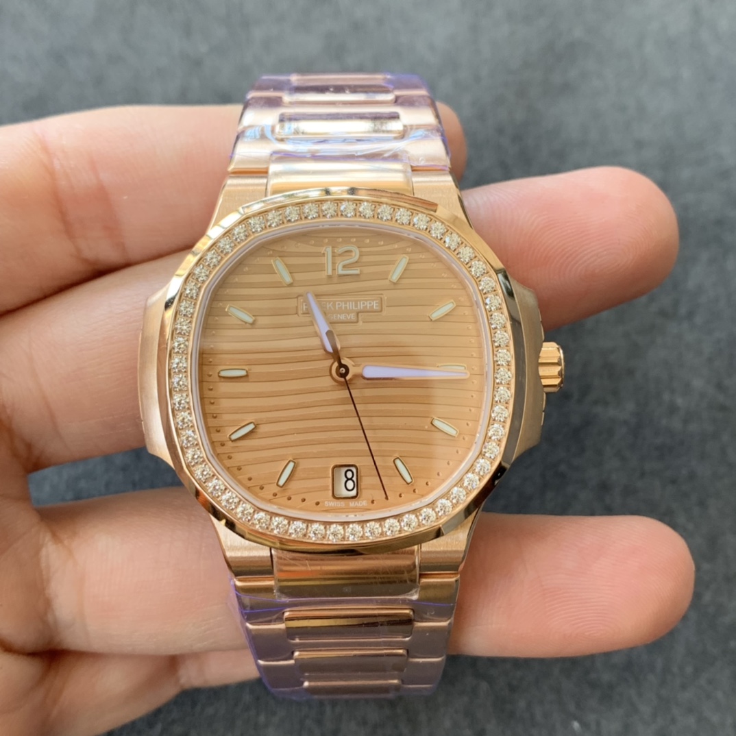百达翡丽运动优雅系列鹦鹉螺女款7118型号1.全新订制版Cal.324SC一体自动上链机芯