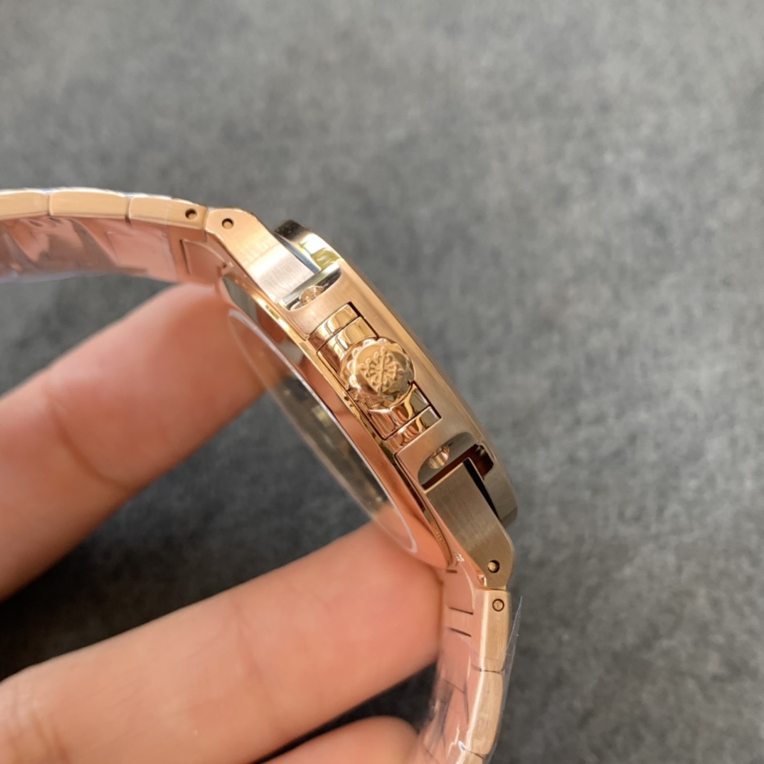 百达翡丽运动优雅系列鹦鹉螺女款7118型号1.全新订制版Cal.324SC一体自动上链机芯